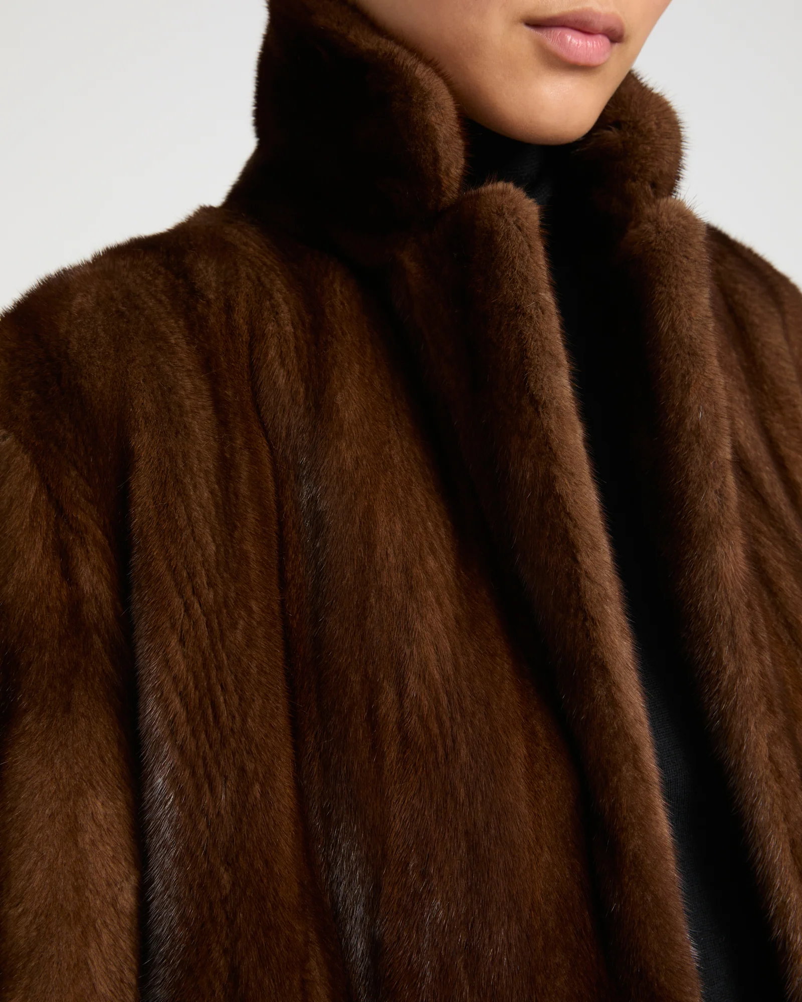 Long coat in long-haired mink fur - Image 3