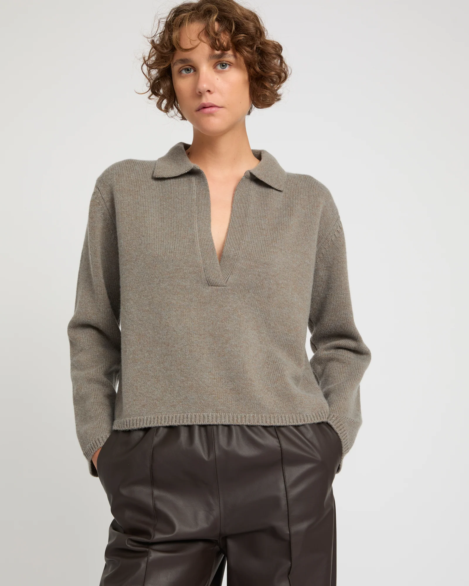 V-neck wool and cashmere sweater