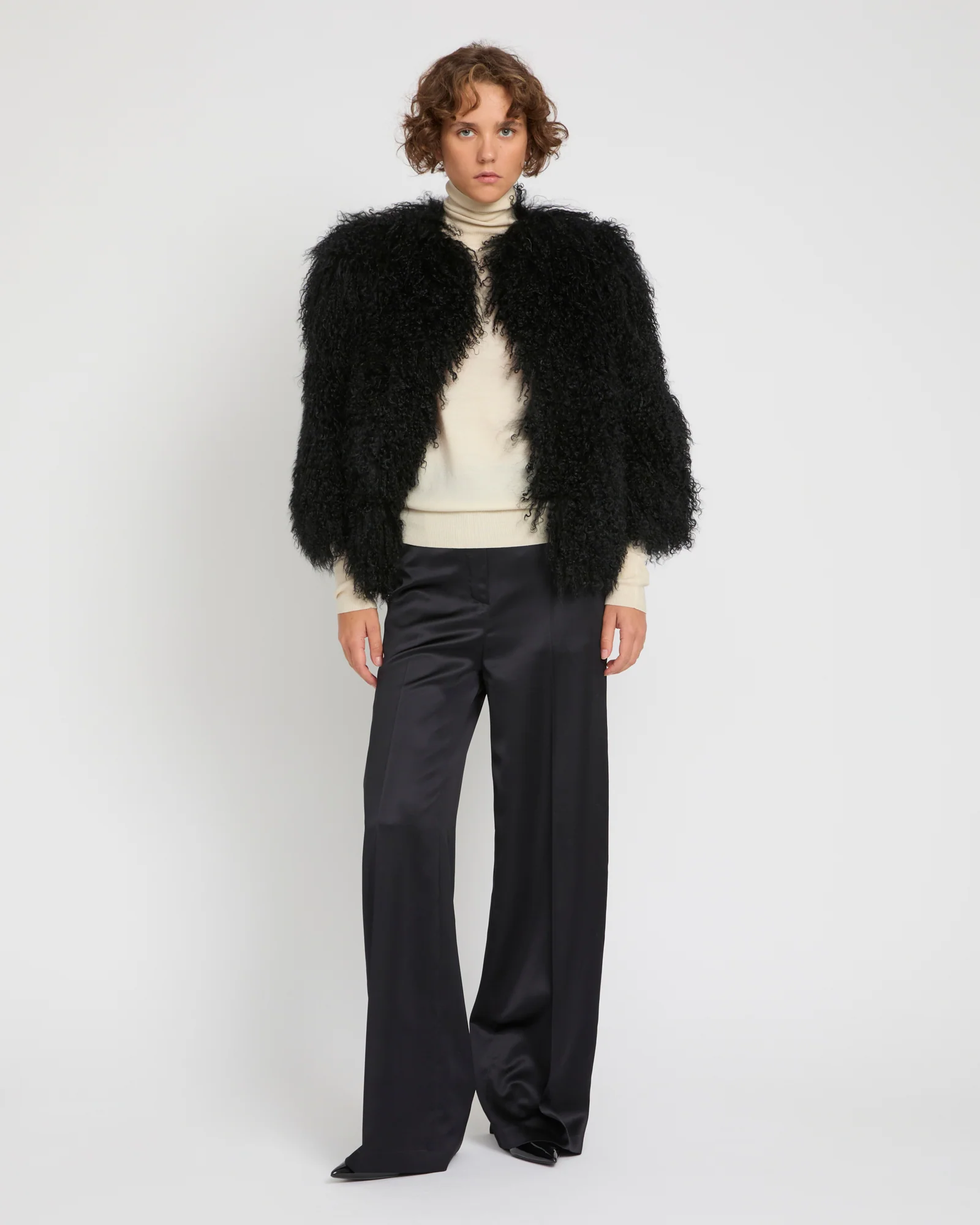 Short jacket in Mongolian lamb - Image 2
