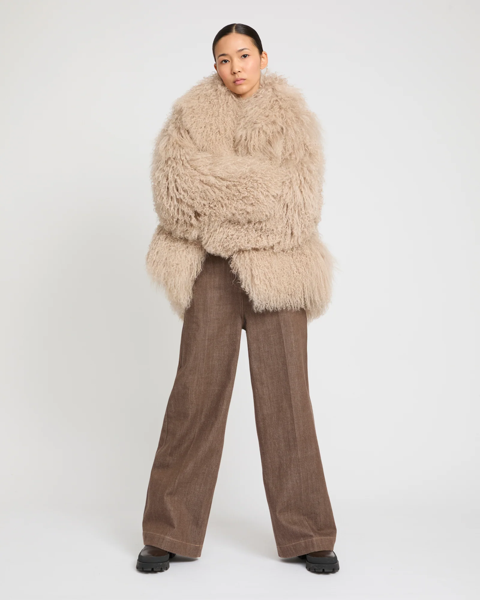 Oversized Mongolian lamb jacket - Image 3