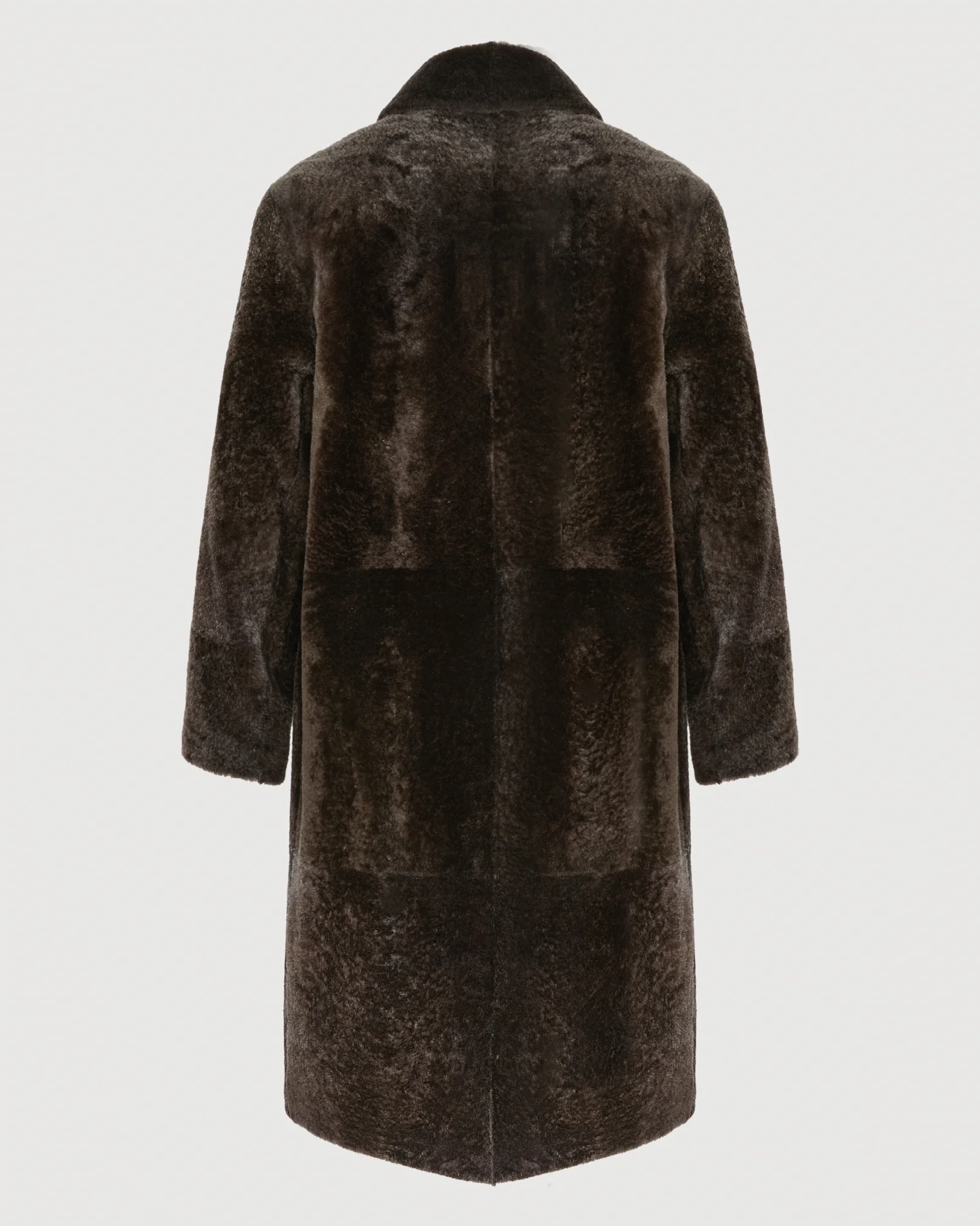 Long coat in Lacon shearling lambskin - Image 12