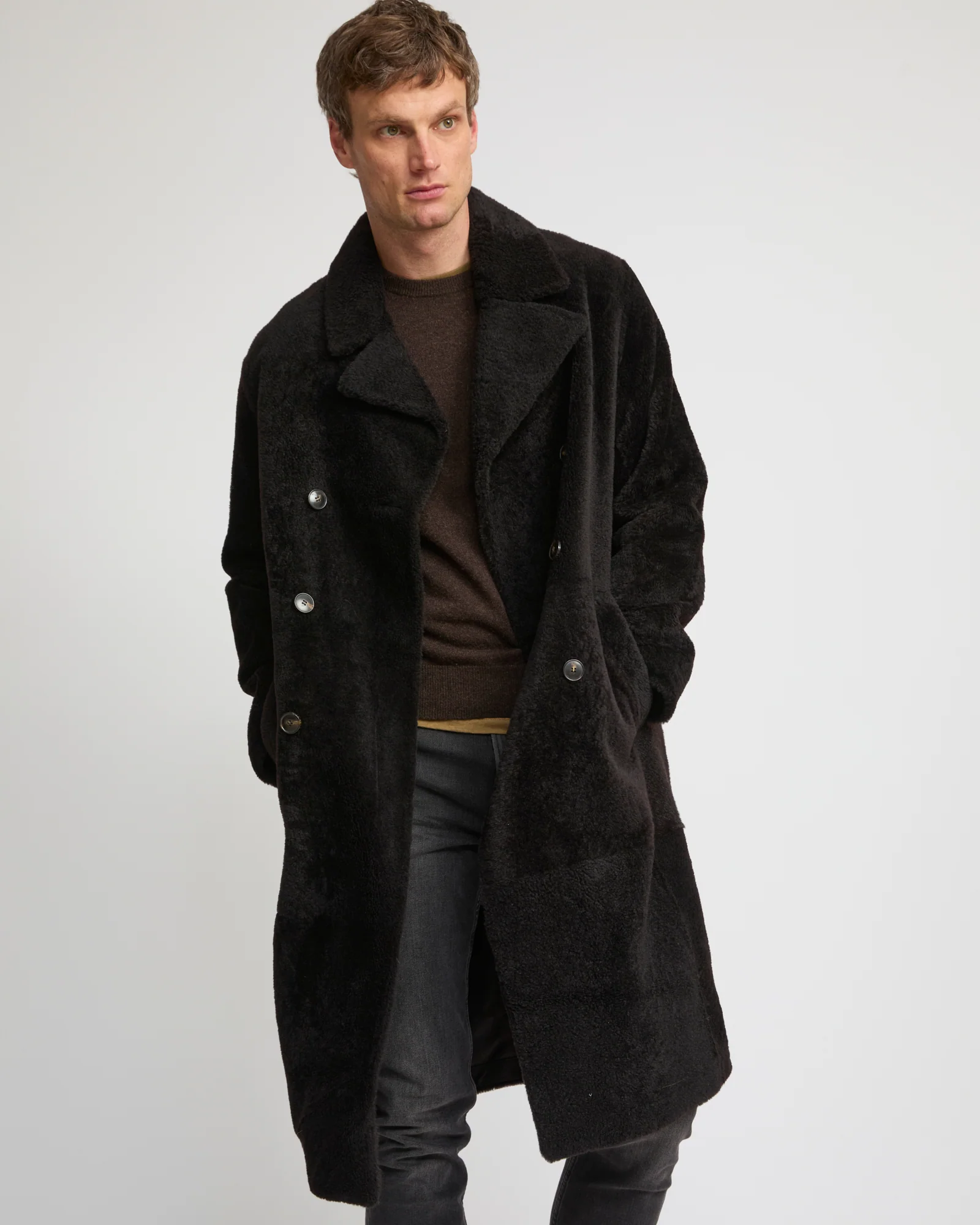 Long coat in Lacon shearling lambskin - Image 9
