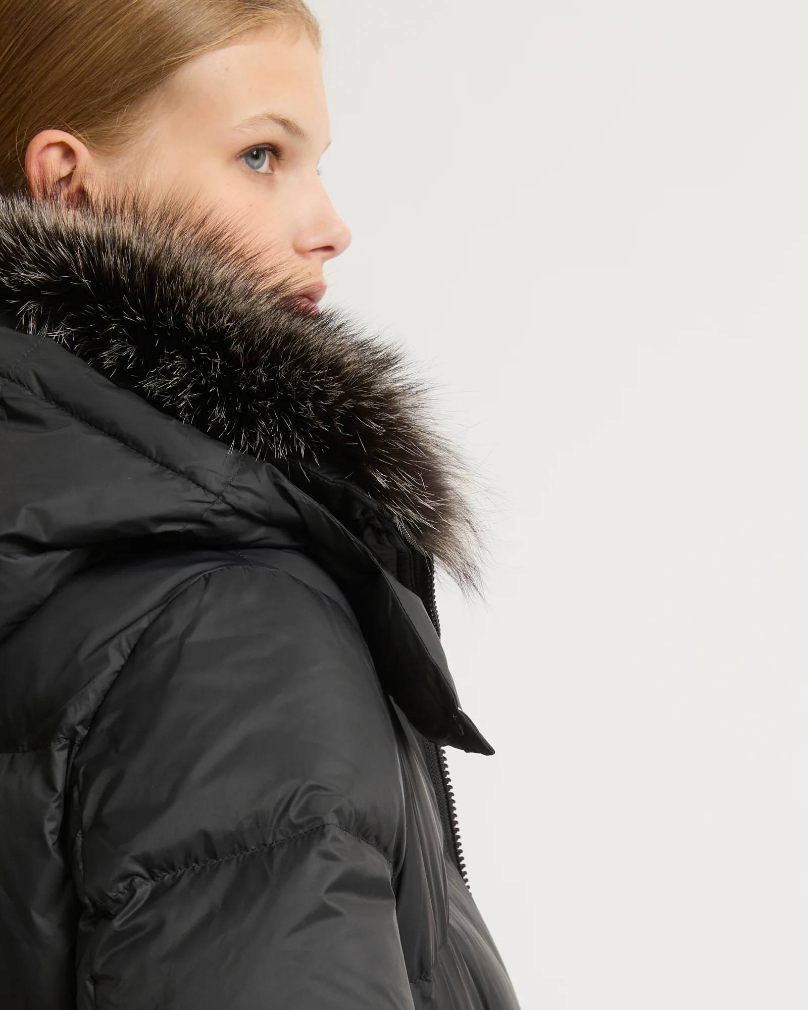 Iconic "A" line down jacket with fox fur collar - Image 3