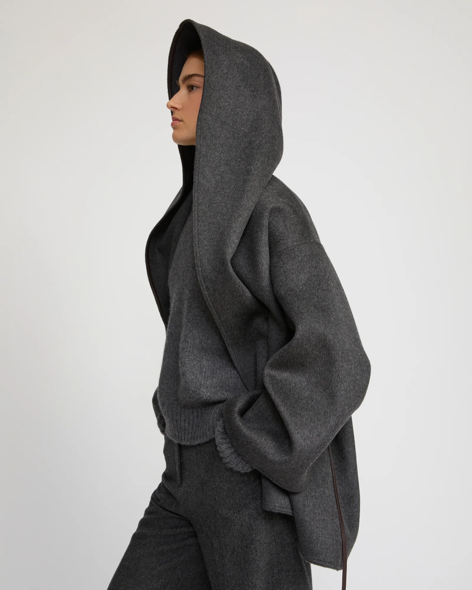 Oversized short coat in double-sided cashmere blend - Image 5