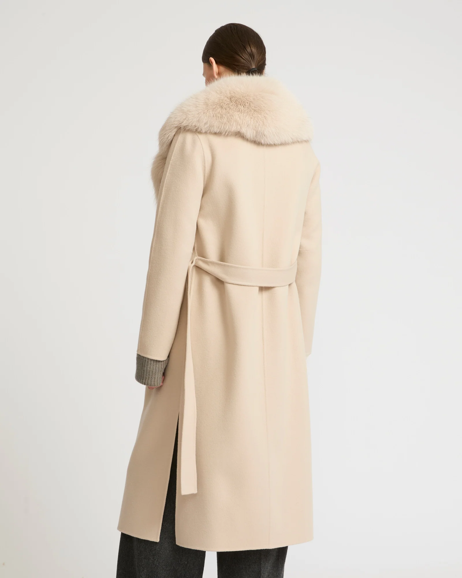 Belted coat in cashmere wool with fox fur collar and lapel - Image 4