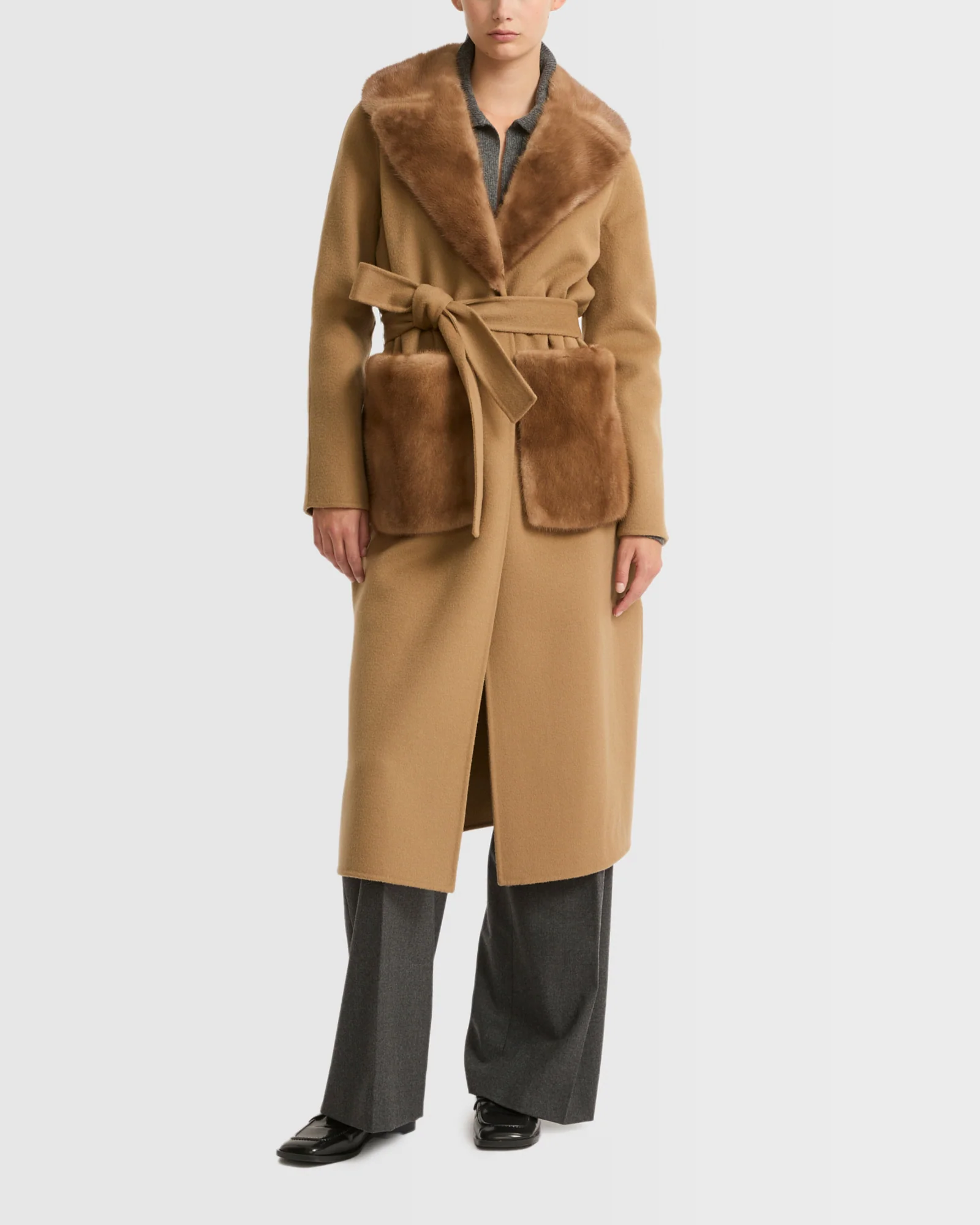 Belted long coat in cashmere wool with mink fur collar and over-pockets - Image 3