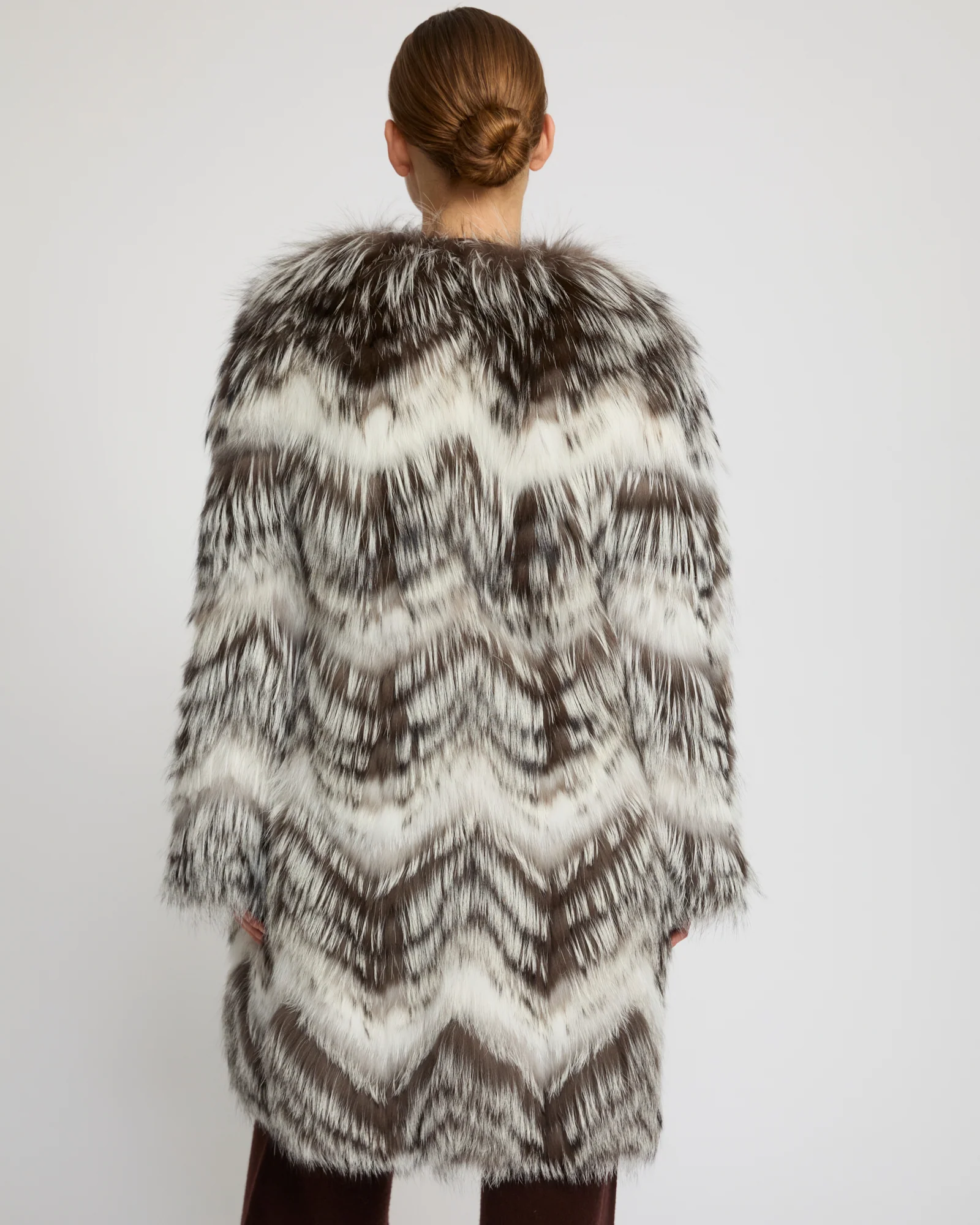 Belted coat in merino knit and fox fur - Image 6