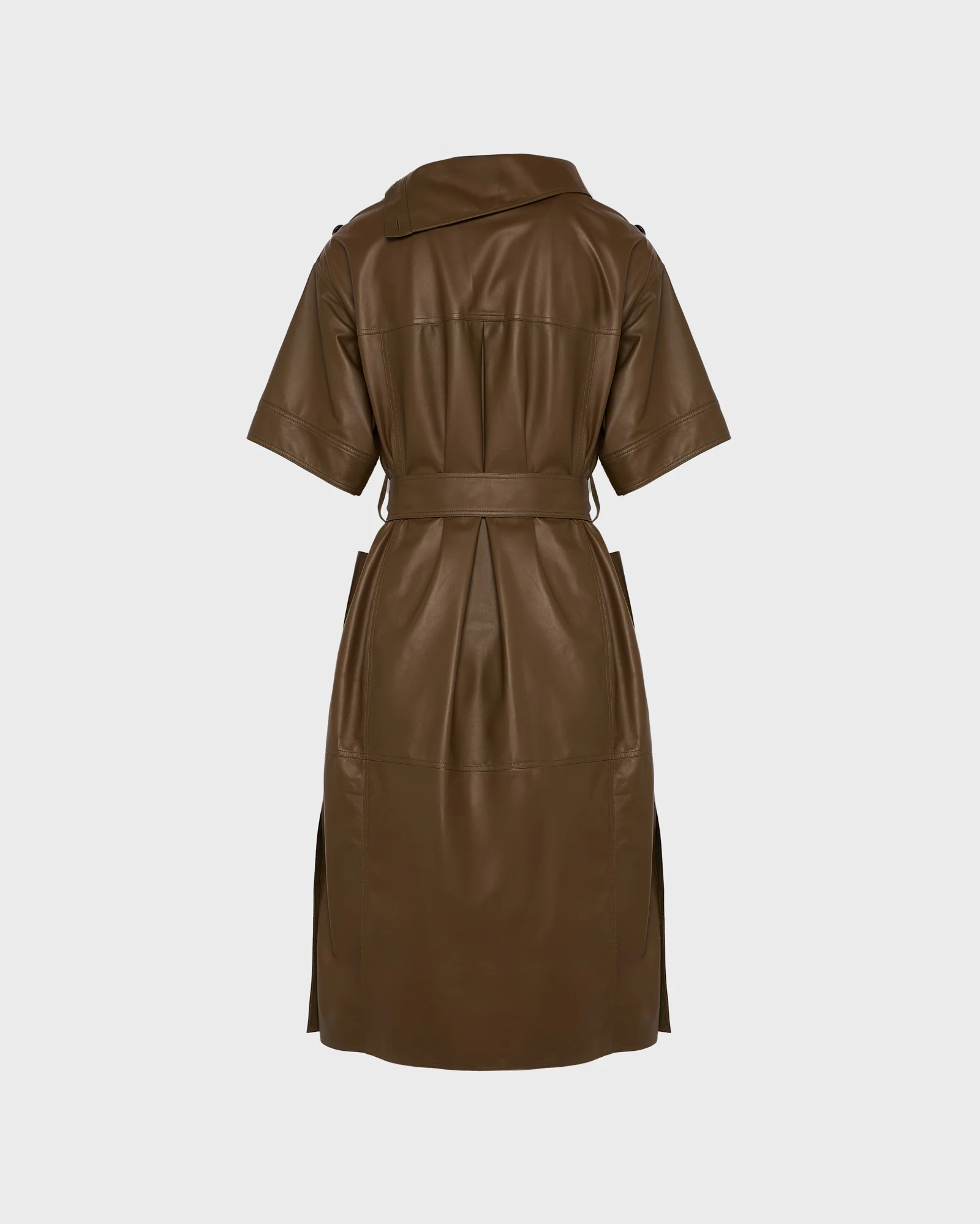 Belted dress with asymmetric leather collar - Image 5