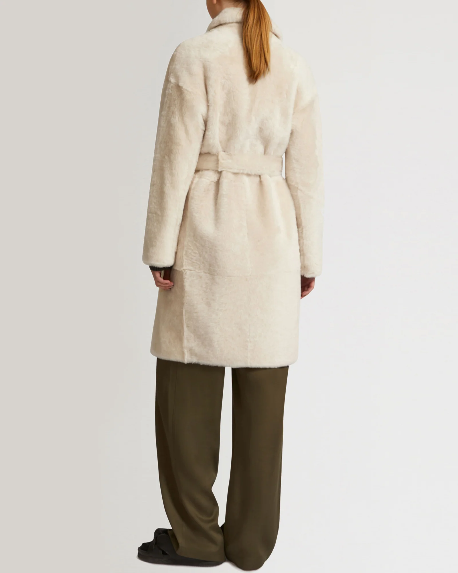 Belted shearling coat - Image 6
