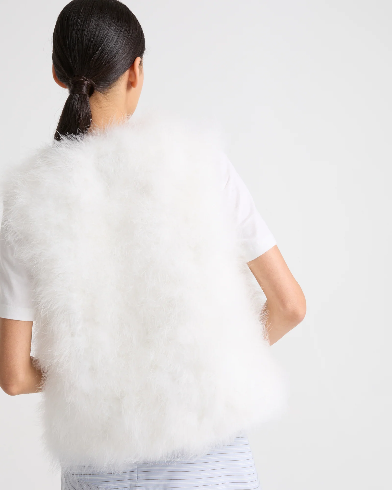 Cropped feather gilet - Image 3