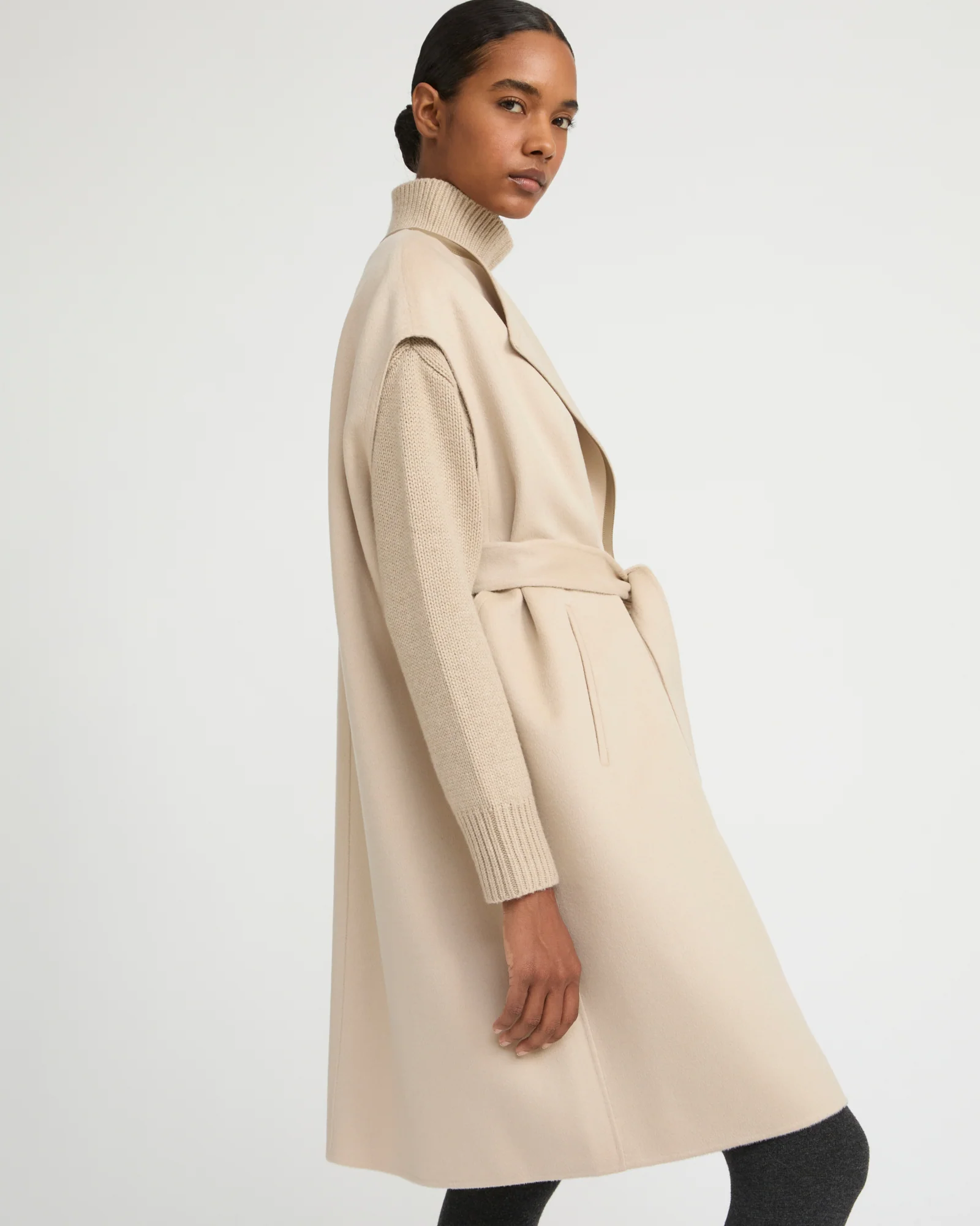 Double-sided cashmere-blend belted cape - Image 3