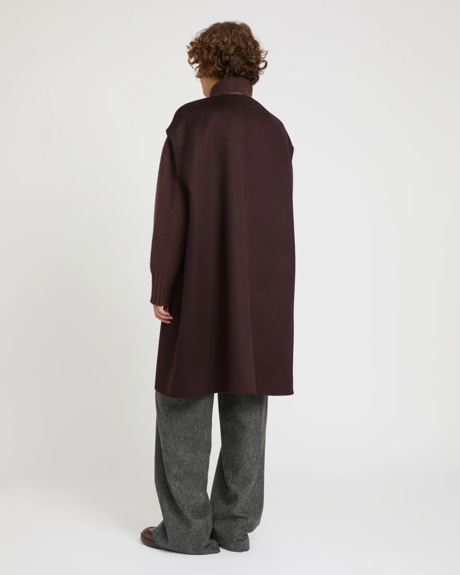 Double-sided cashmere-blend belted cape - Image 4