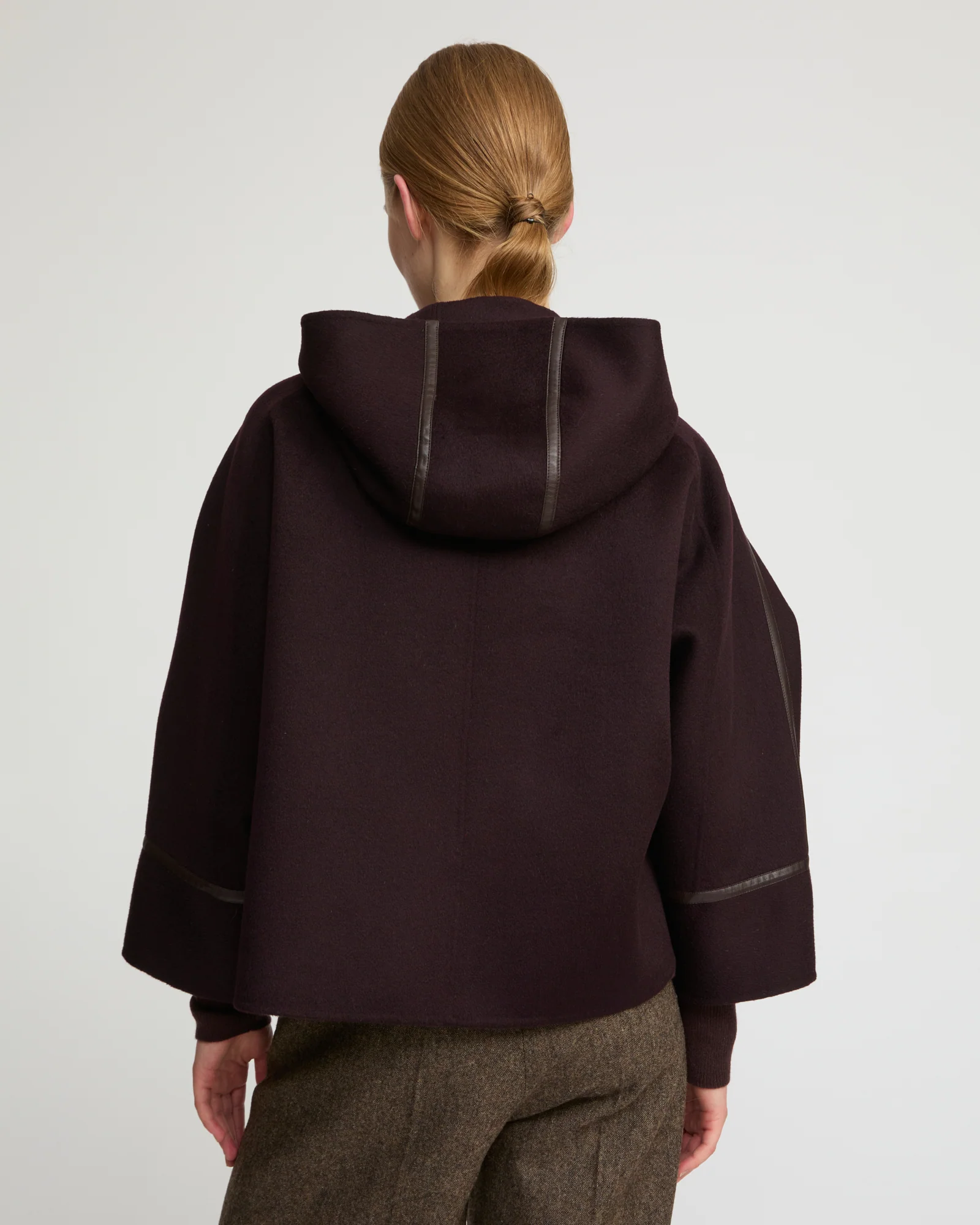 Double-sided cashmere-blend hooded cape jacket - Image 5