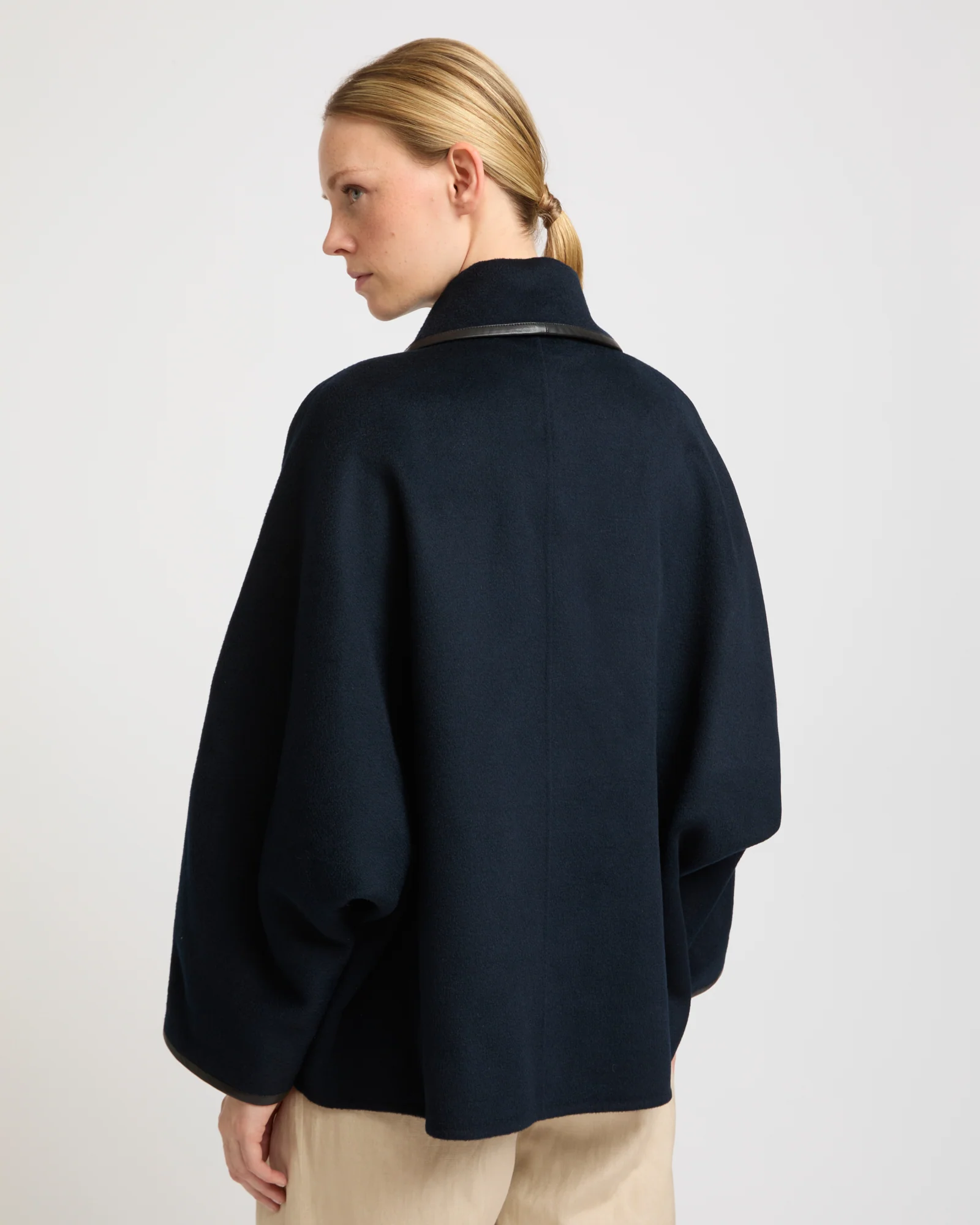 Double-sided cashmere-blend pea coat - Image 4