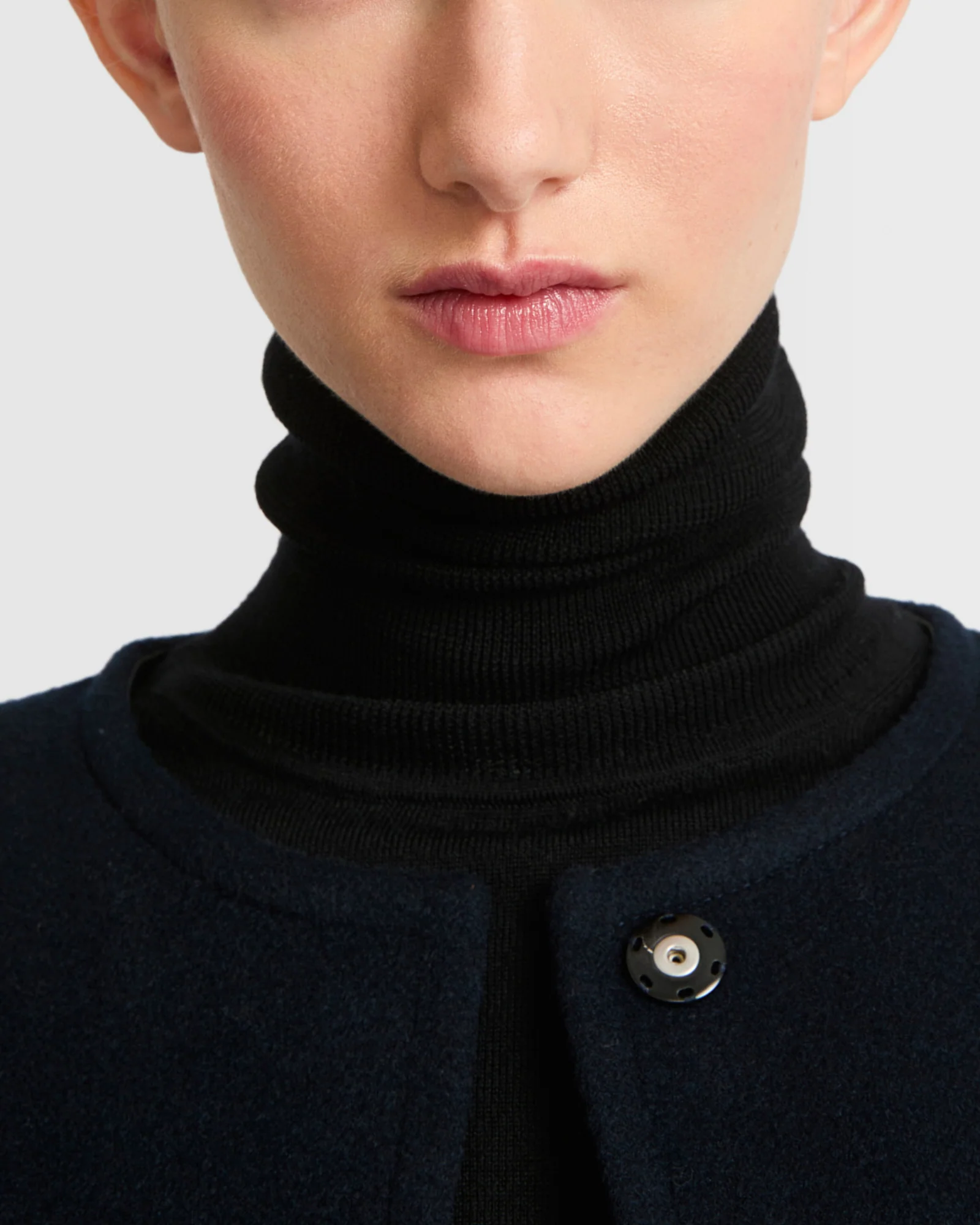 Double-sided cashmere blend round neck jacket - Image 2