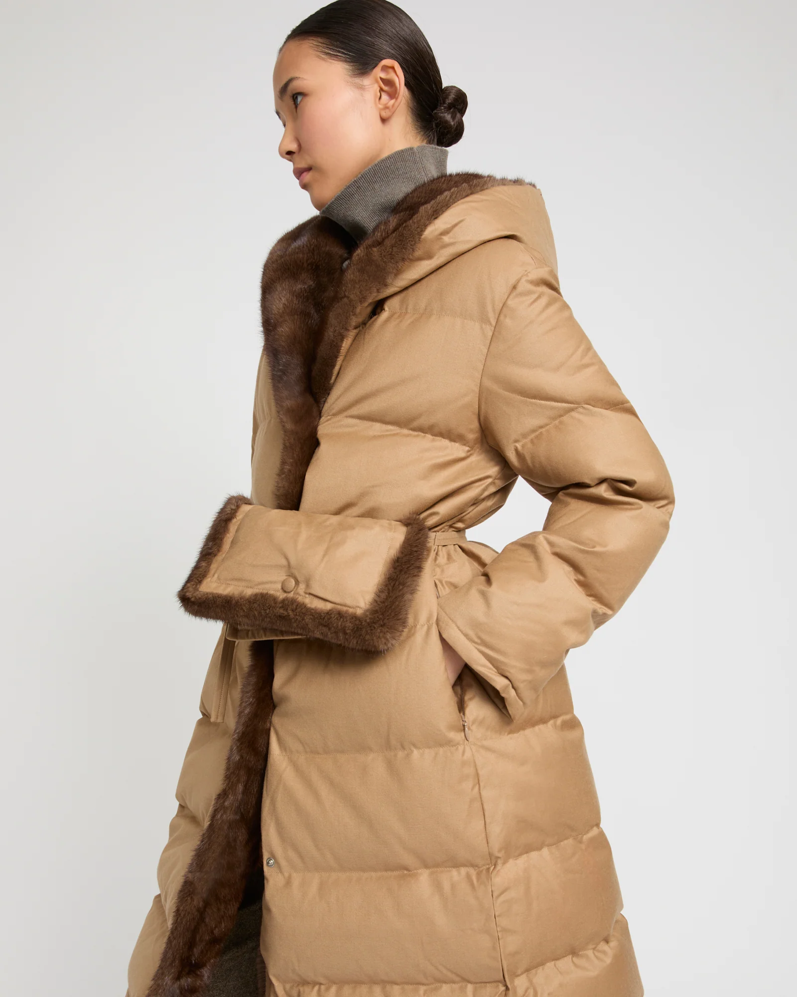 Down maxi belted coat in Loro Piana flannel fabric and mink fur - Image 4