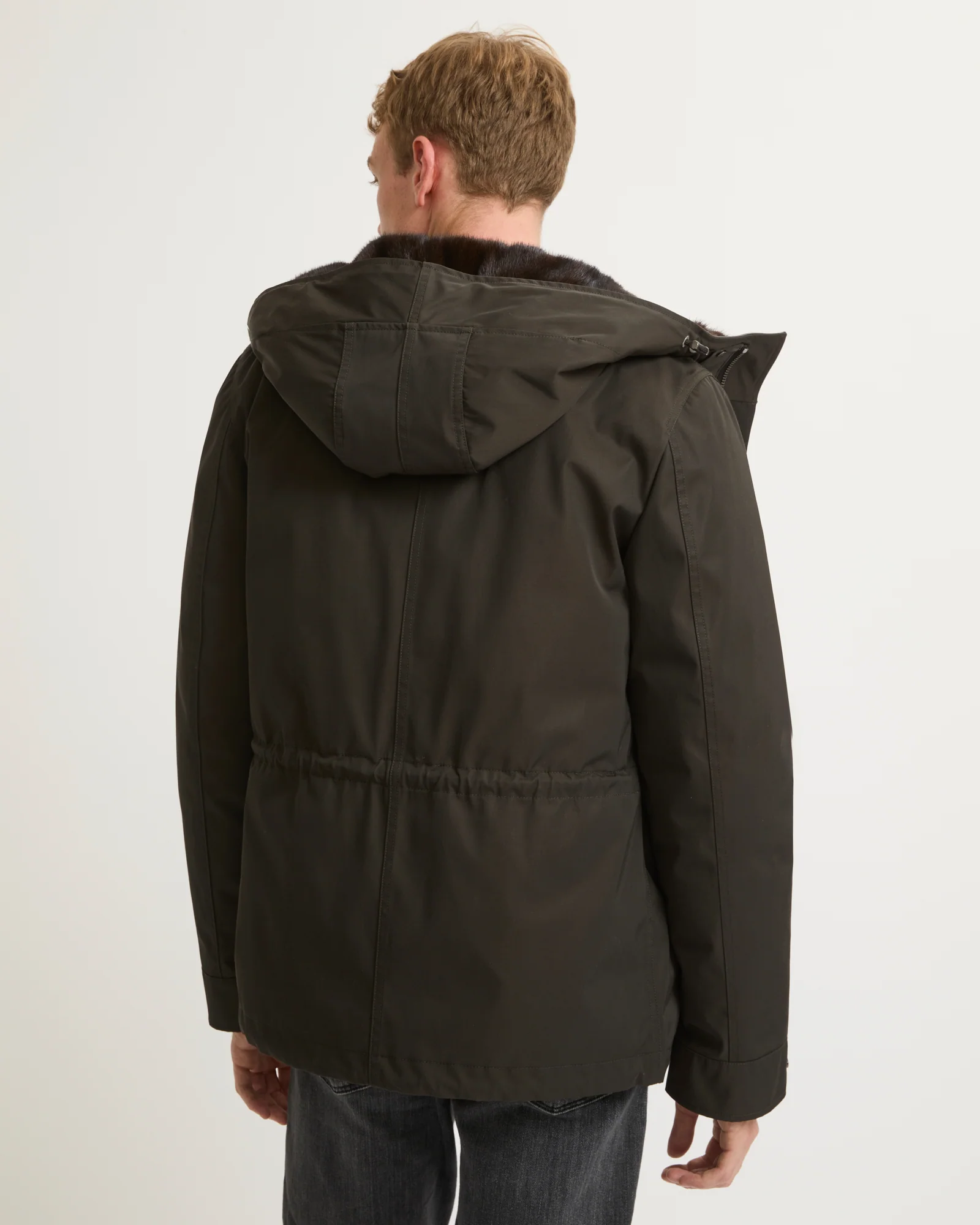 Fitted Parka In waterproof Technical Gabardine And Mink fur - Image 5