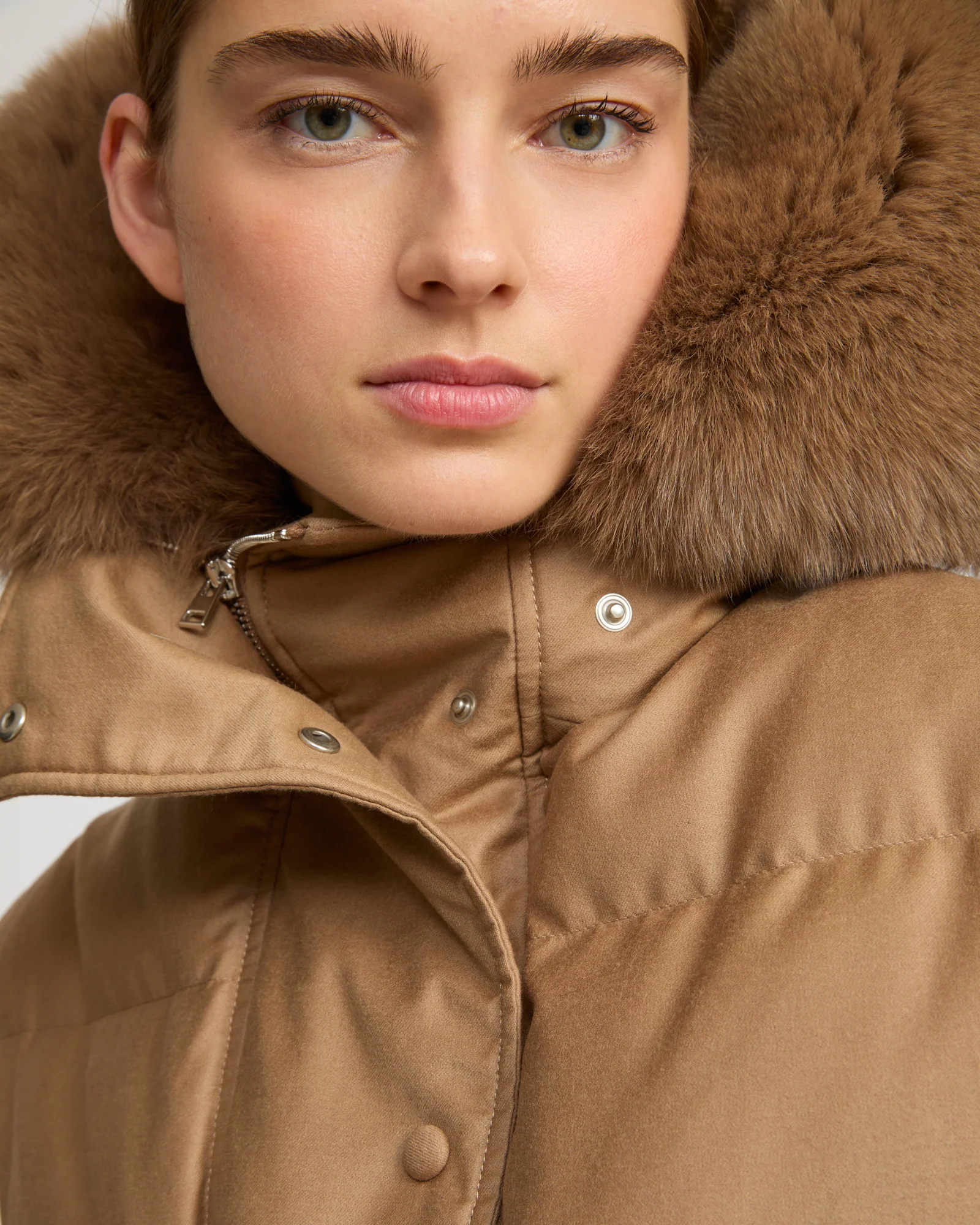 Flannel down gilet with fox fur collar - Image 3
