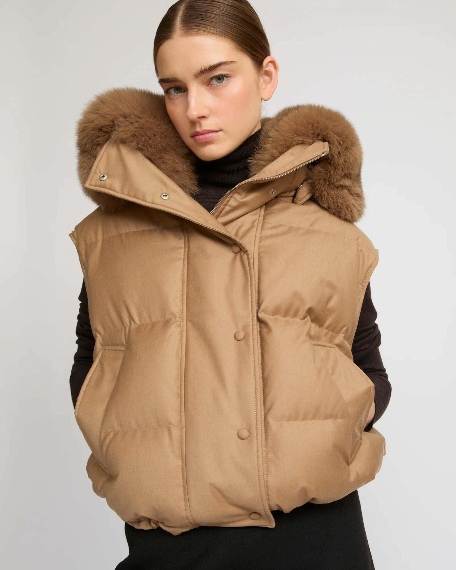 Flannel down gilet with fox fur collar - Image 4