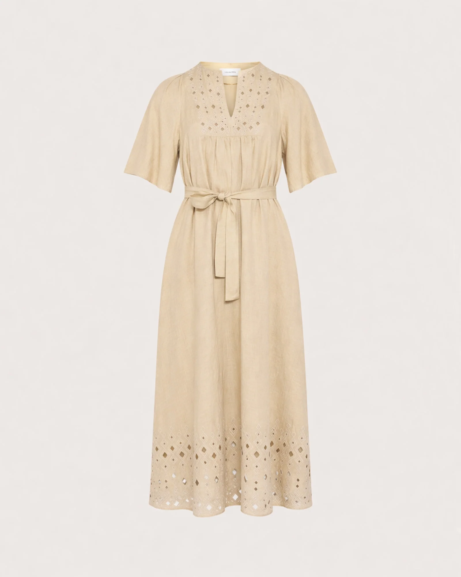 Flowing dress in embroidered linen - Image 5