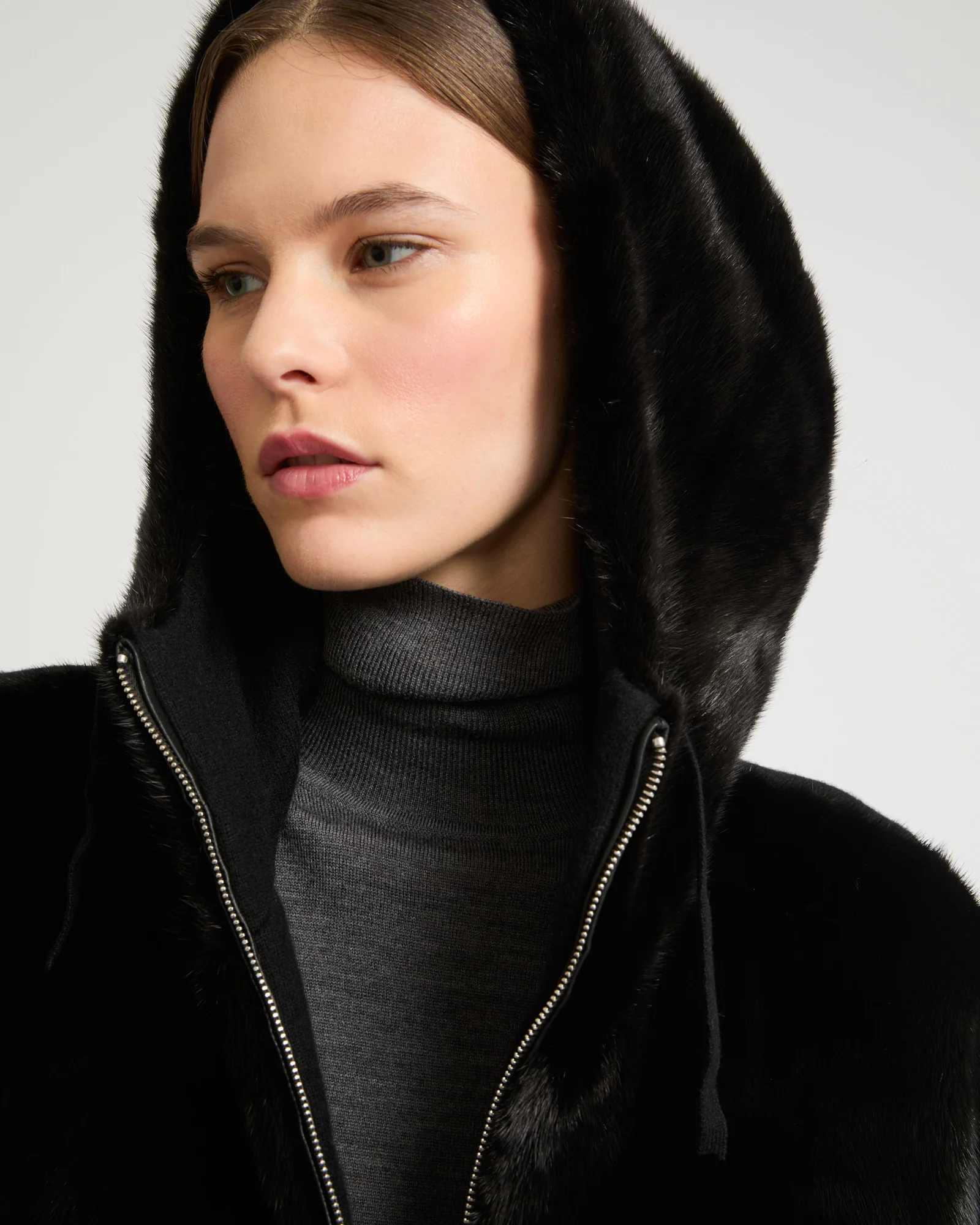 Hooded jacket in knit and mink fur - Image 3