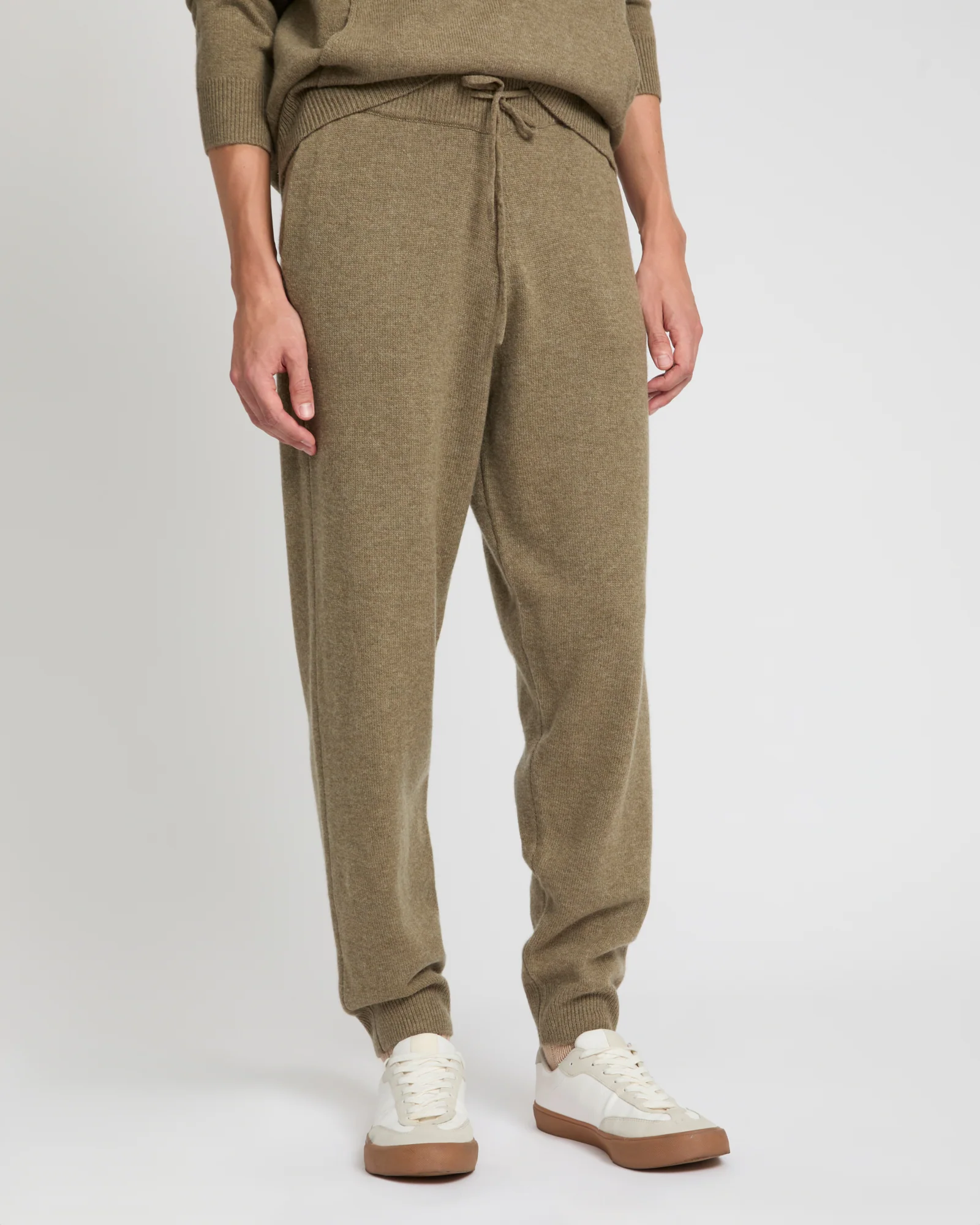 Jogging-style knit pant - Image 2