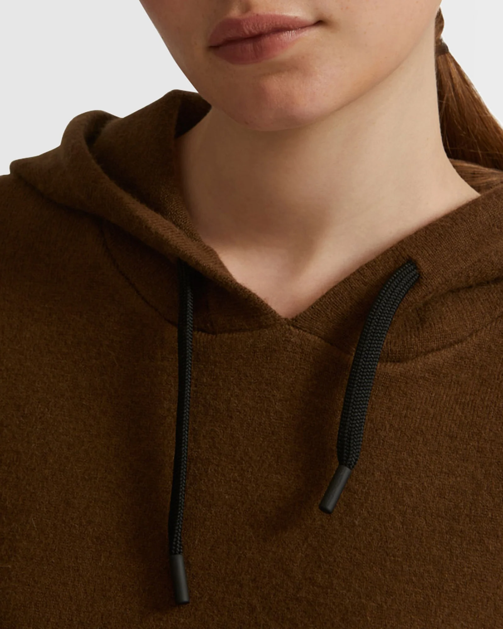 Knitted hoodie - Image 4