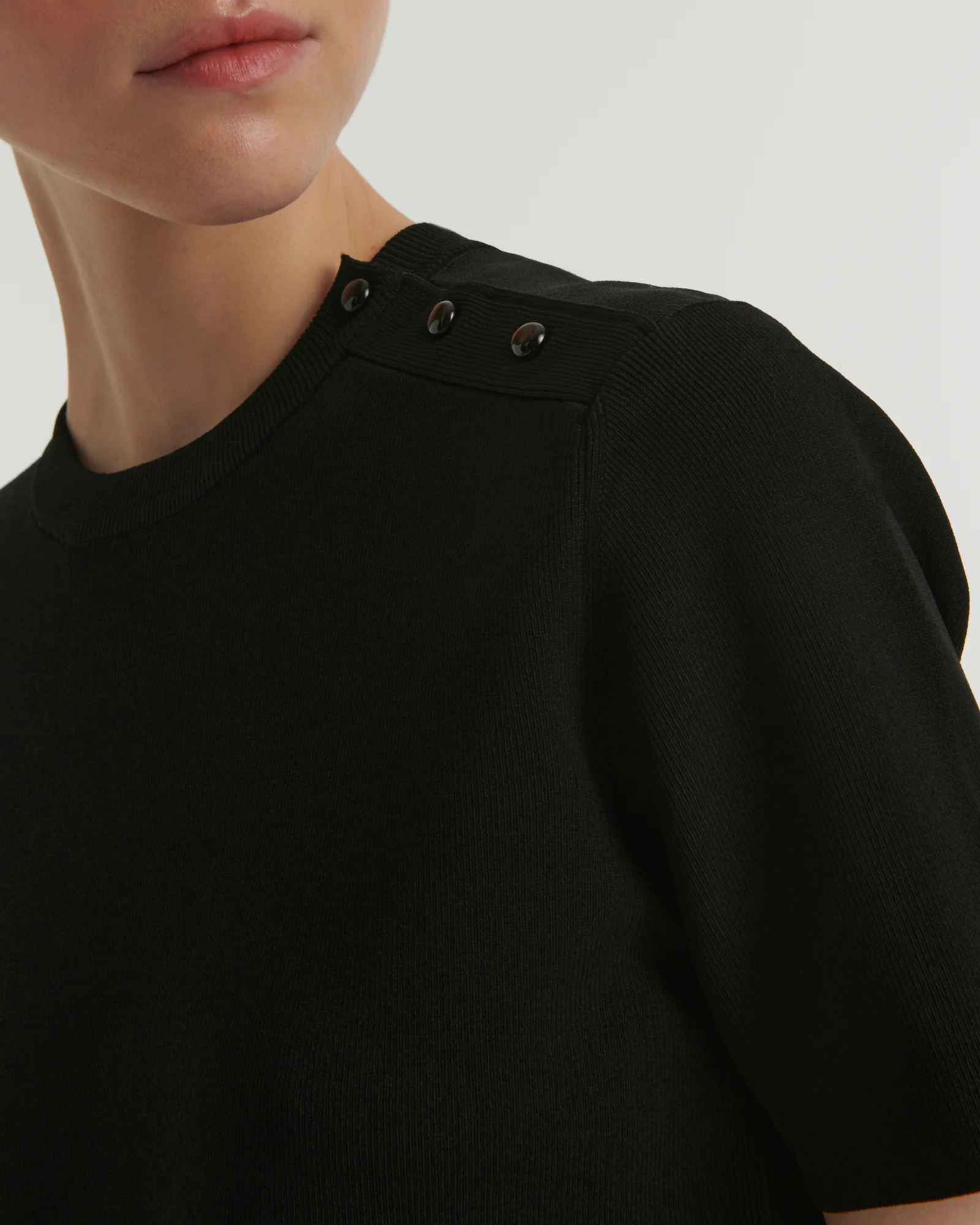 Knitted T-shirt - Image 3
