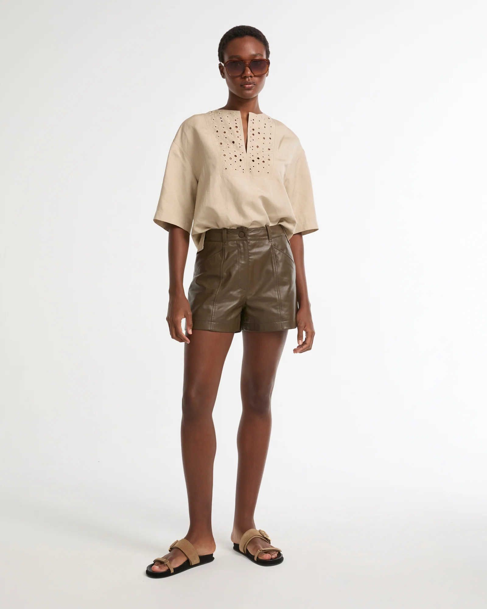 Leather shorts - Image 2
