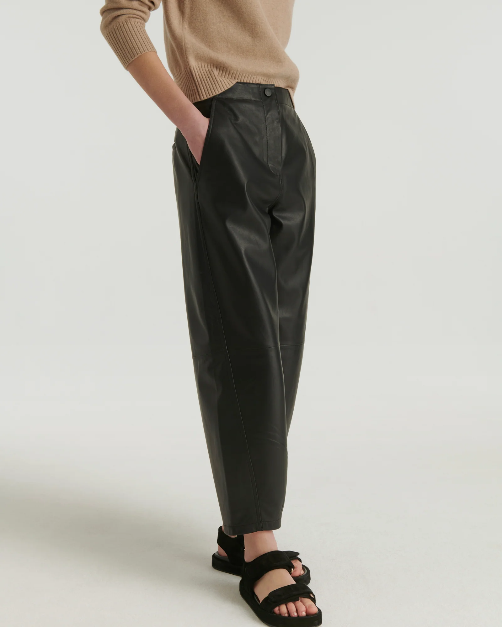 Lamb leather trousers - Image 3