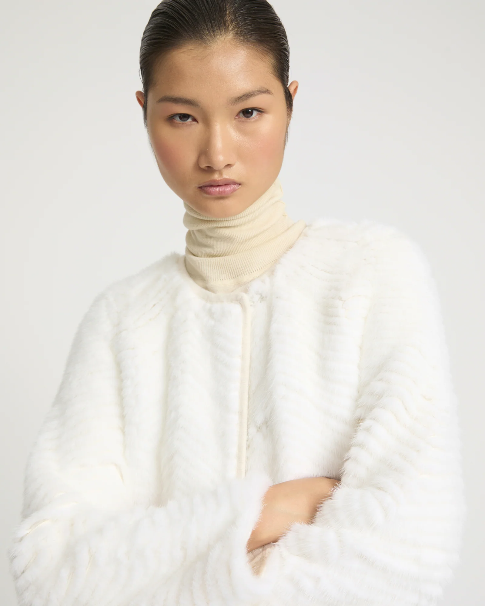 Long coat in Merino knit and mink fur - Image 2