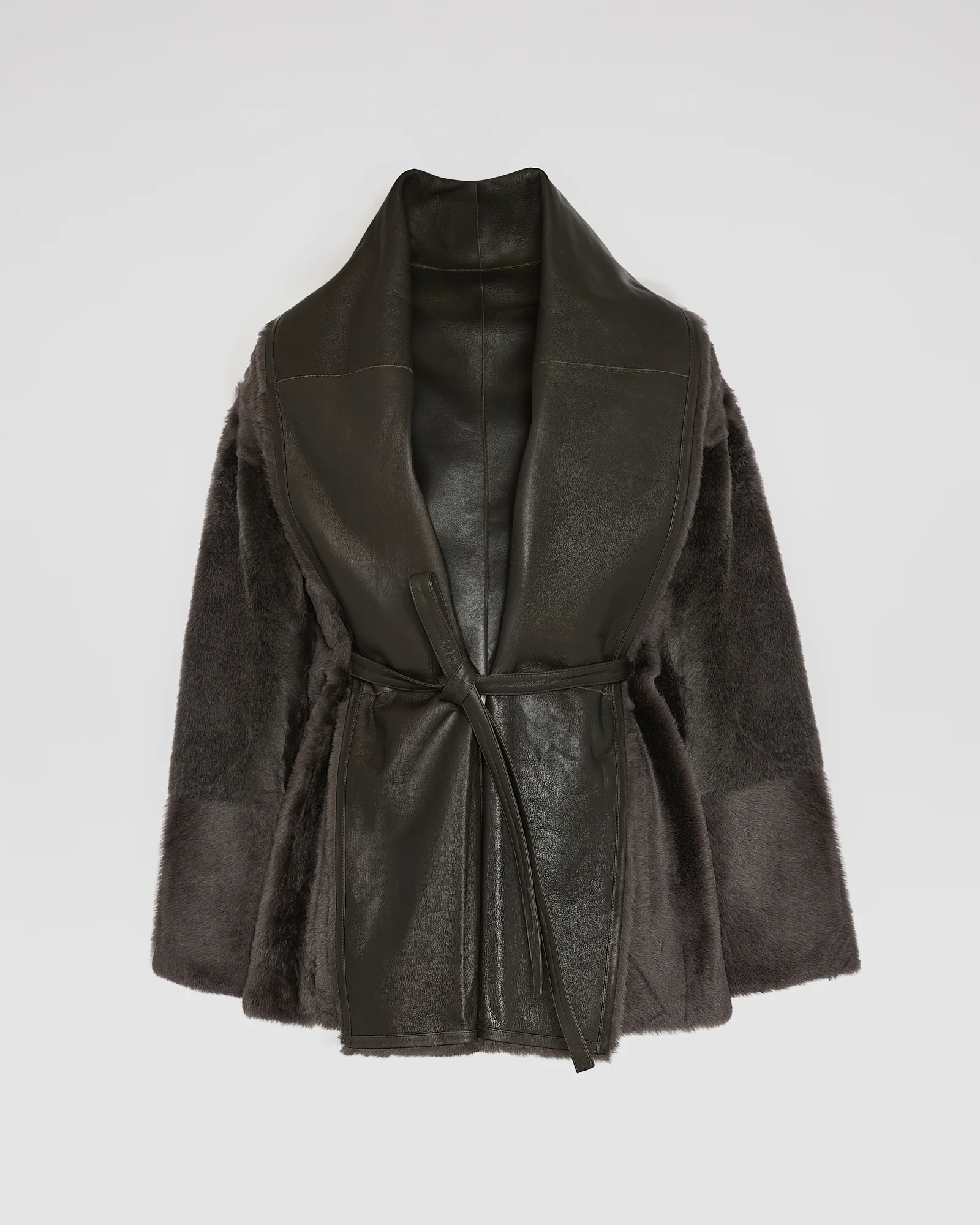 Long draped lambskin shearling jacket - Image 7