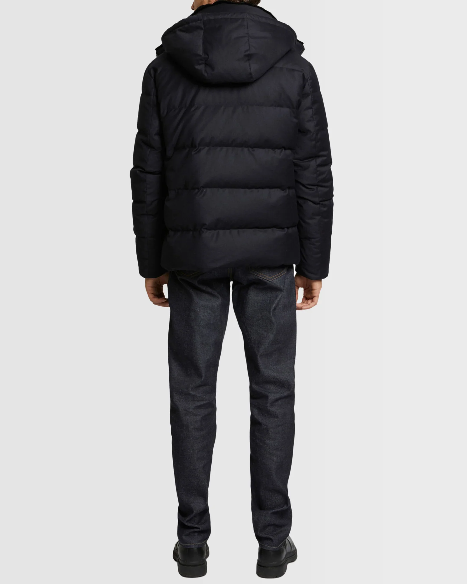 Short down jacket in Loro Piana fabric with dehaired mink fur inside collar - Image 4