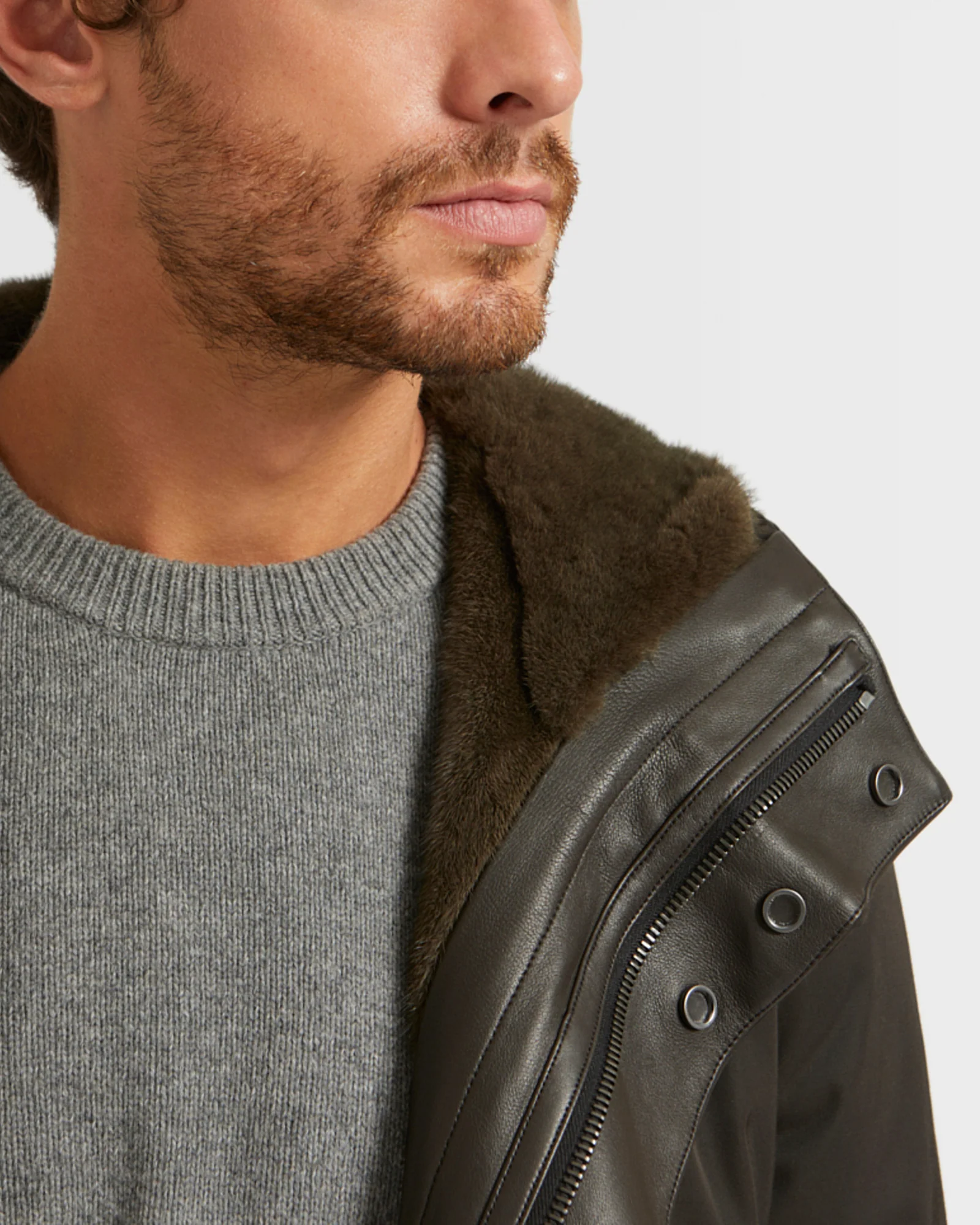 Hooded Coat In waterproof Gabardine And Mink fur - Image 3
