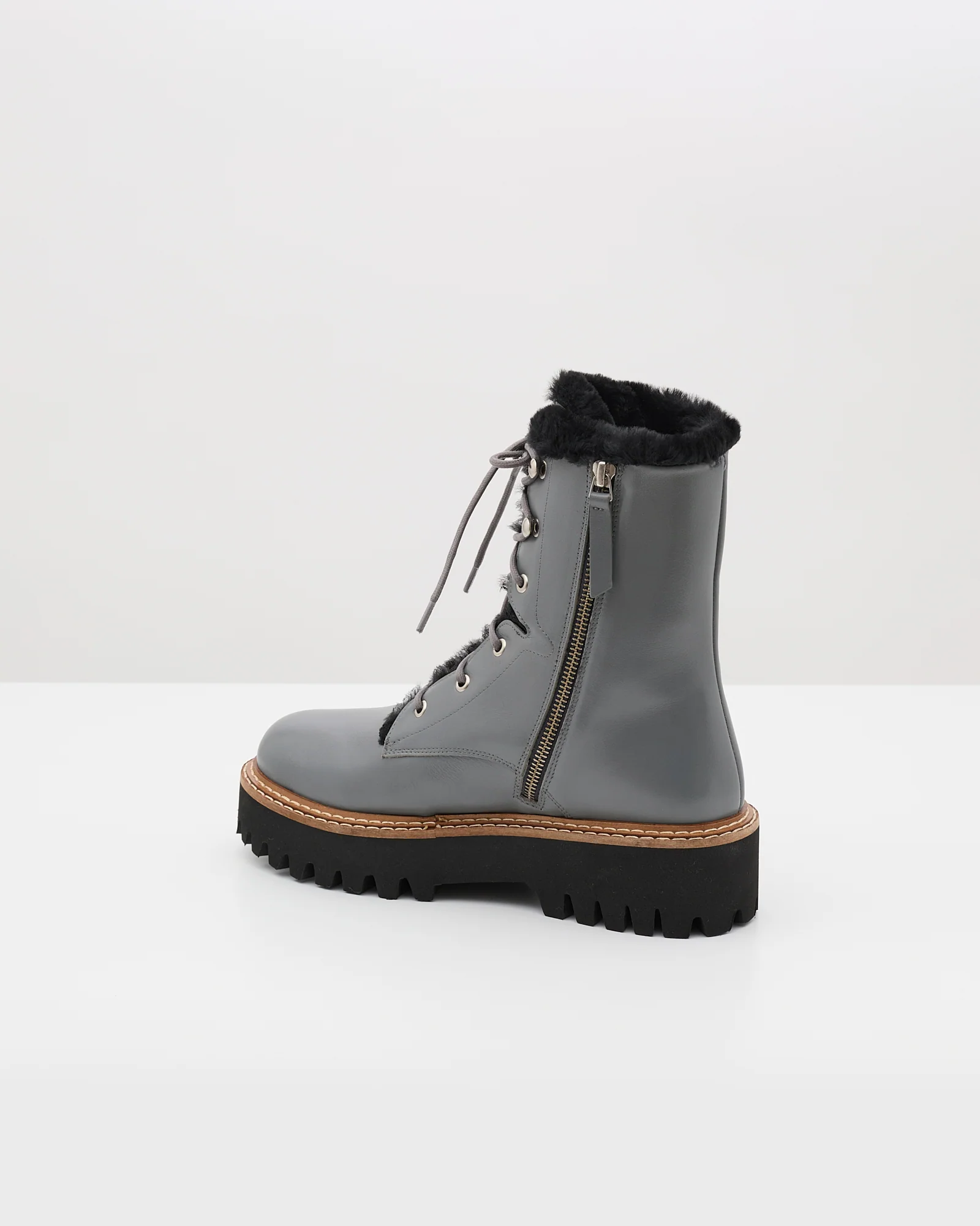Lace-up boots in stiff Merinillo - Image 4