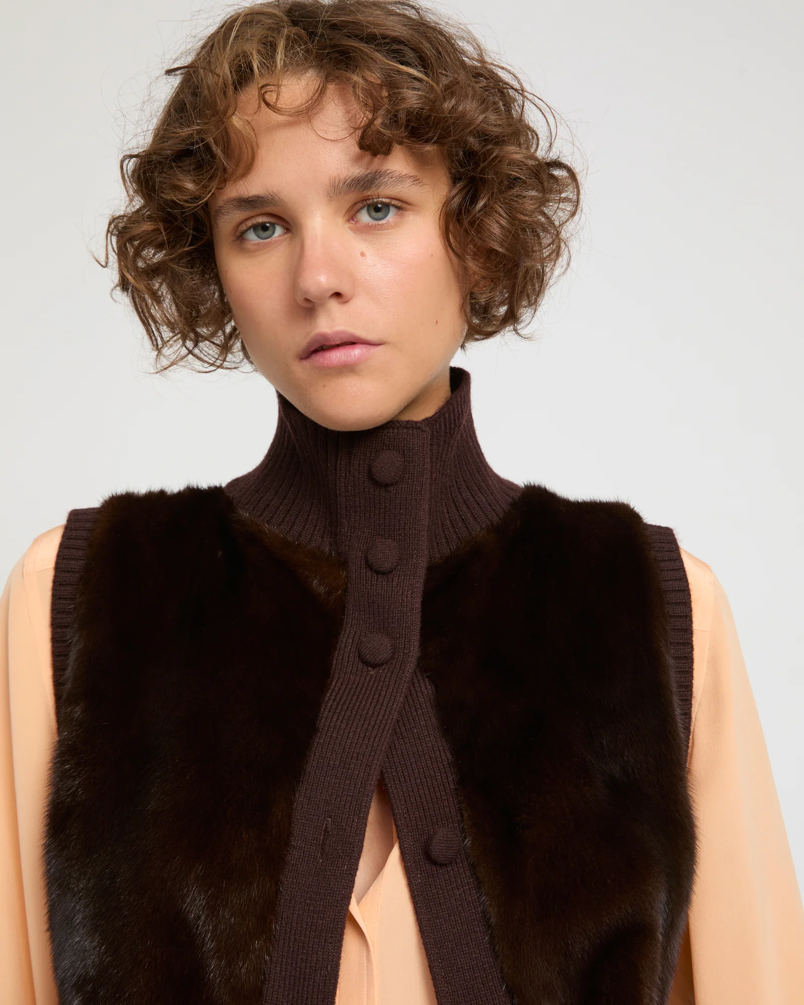 Merino knit and mink fur gilet - Image 3