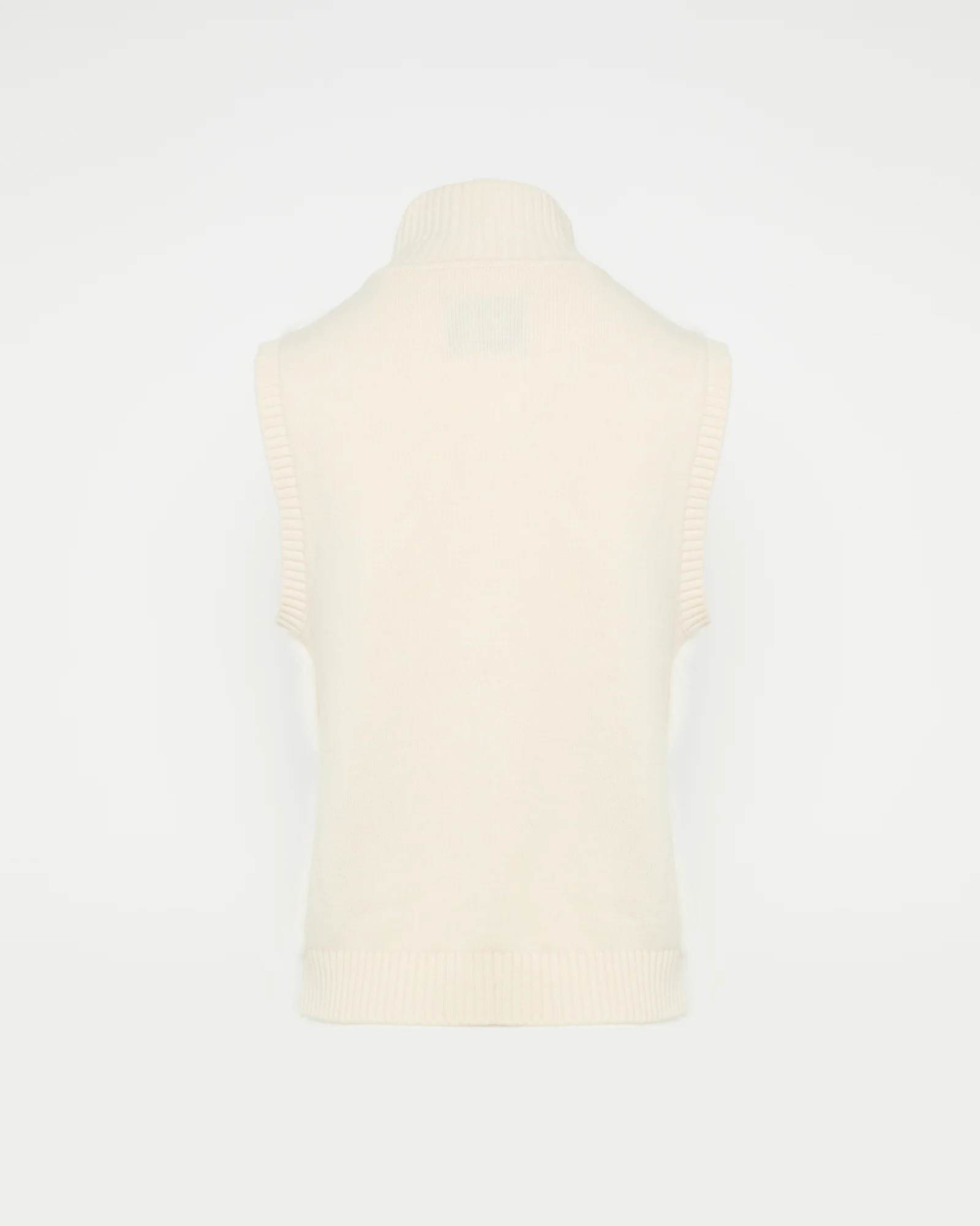 Merino knit and mink fur gilet - Image 5