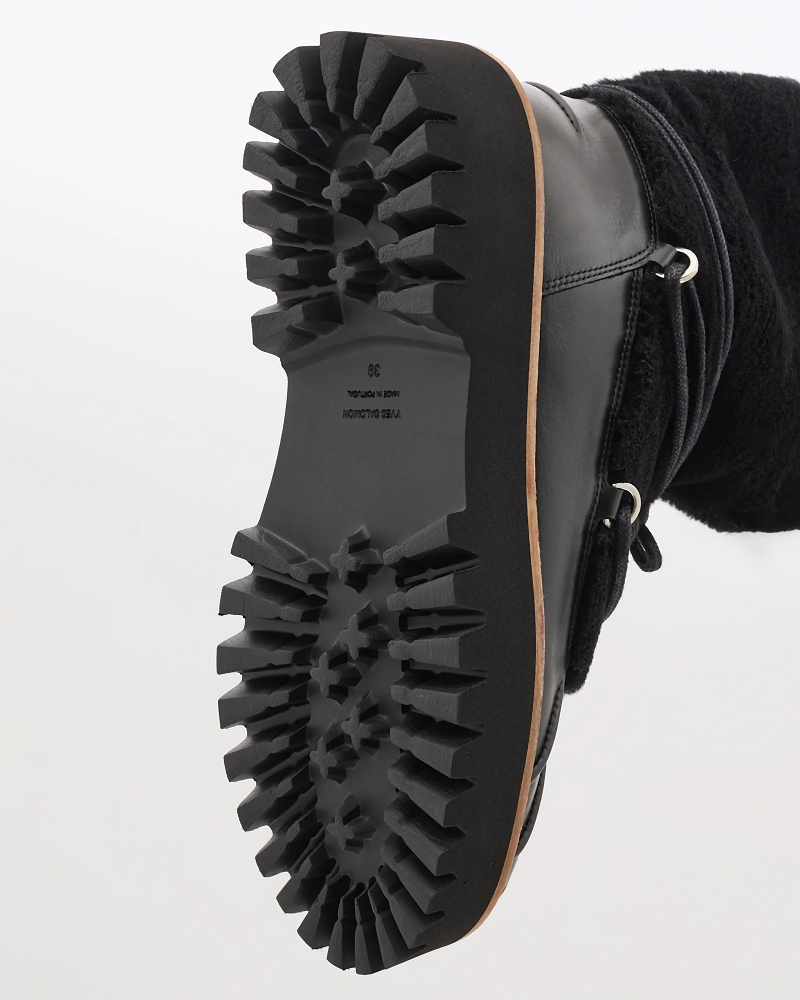 Lace-up mid-length boots in ironed Merino - Image 6