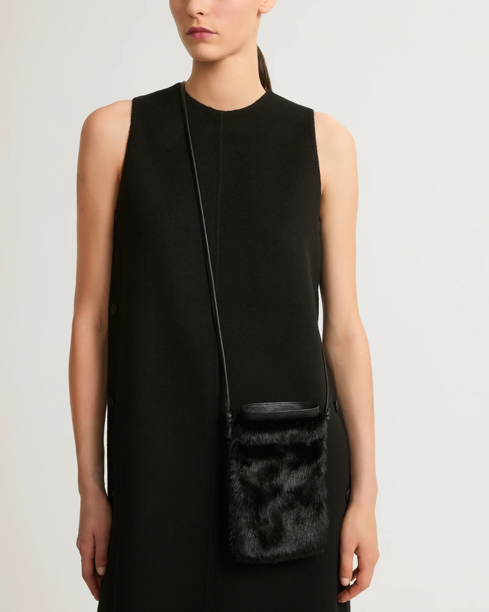 Mink fur and leather bag - Image 4