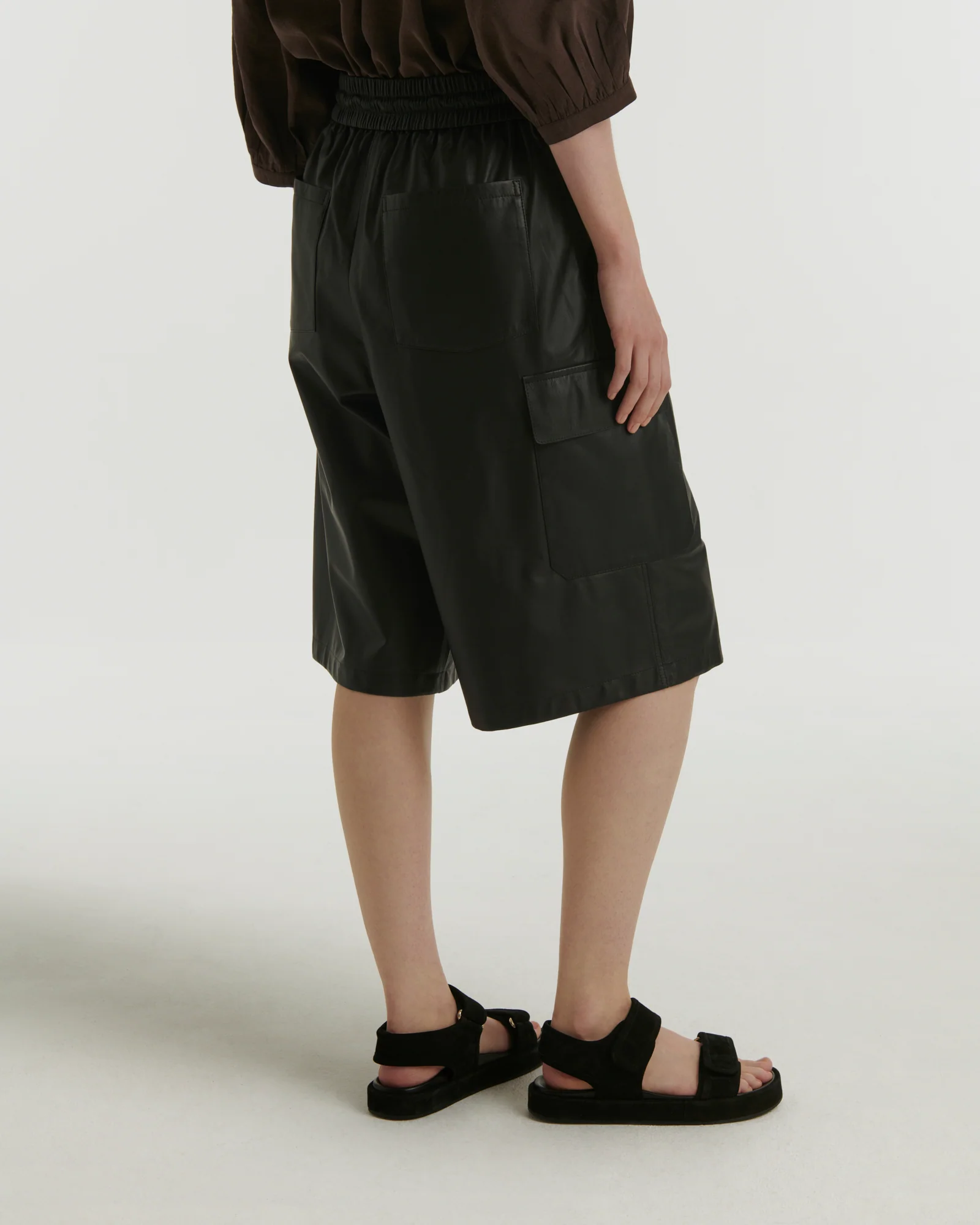 Lamb leather bermuda shorts - Image 4