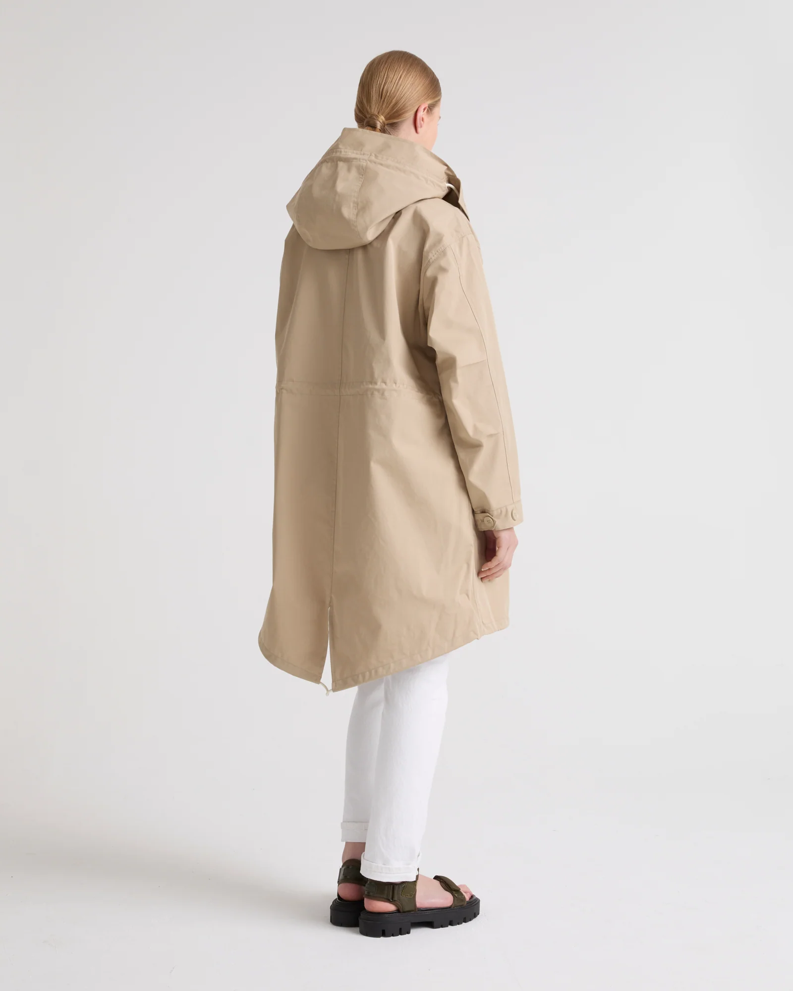 Short fishtail parka in technical fabric - Image 3