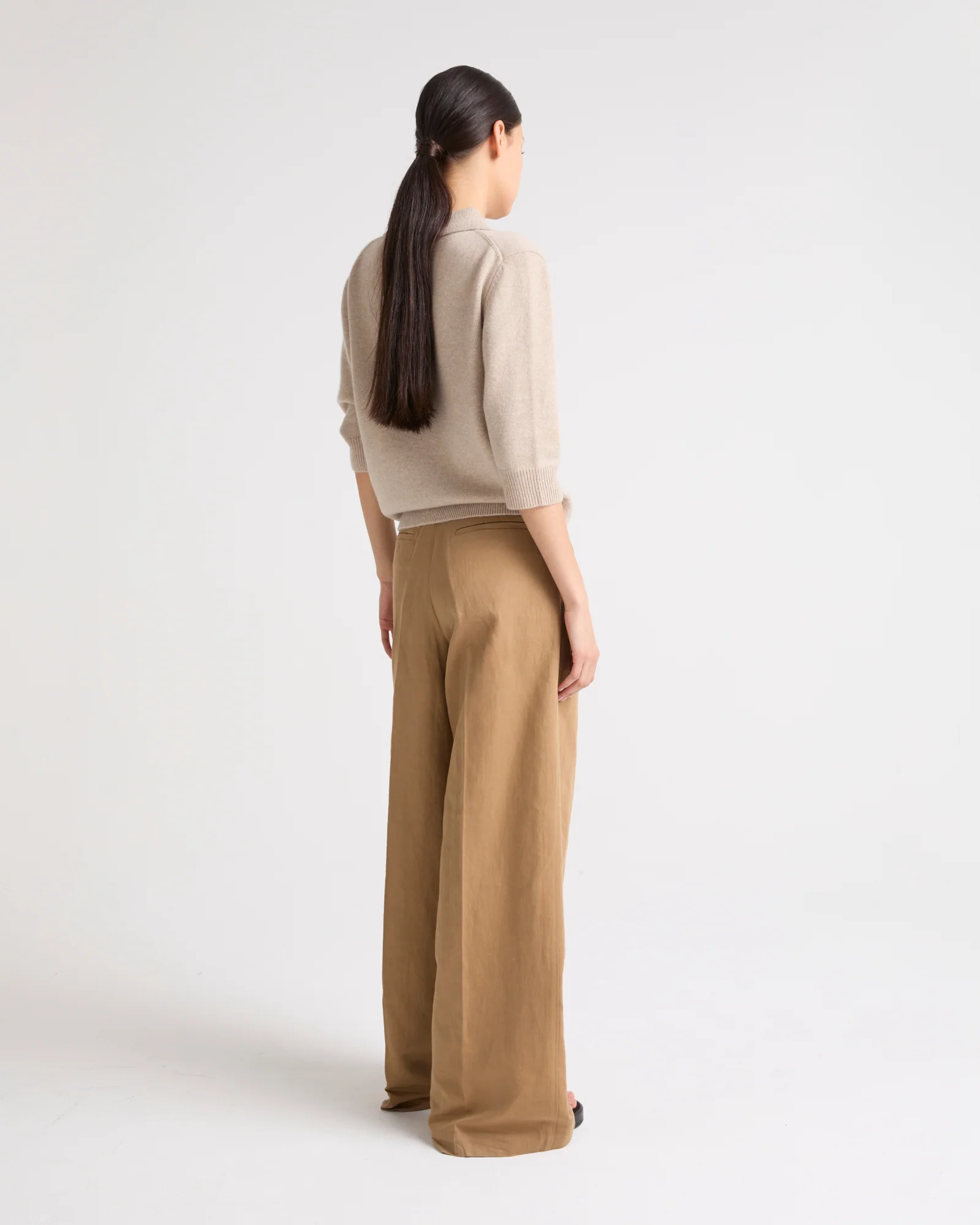 Pleated trousers in cotton-linen fabric - Image 3