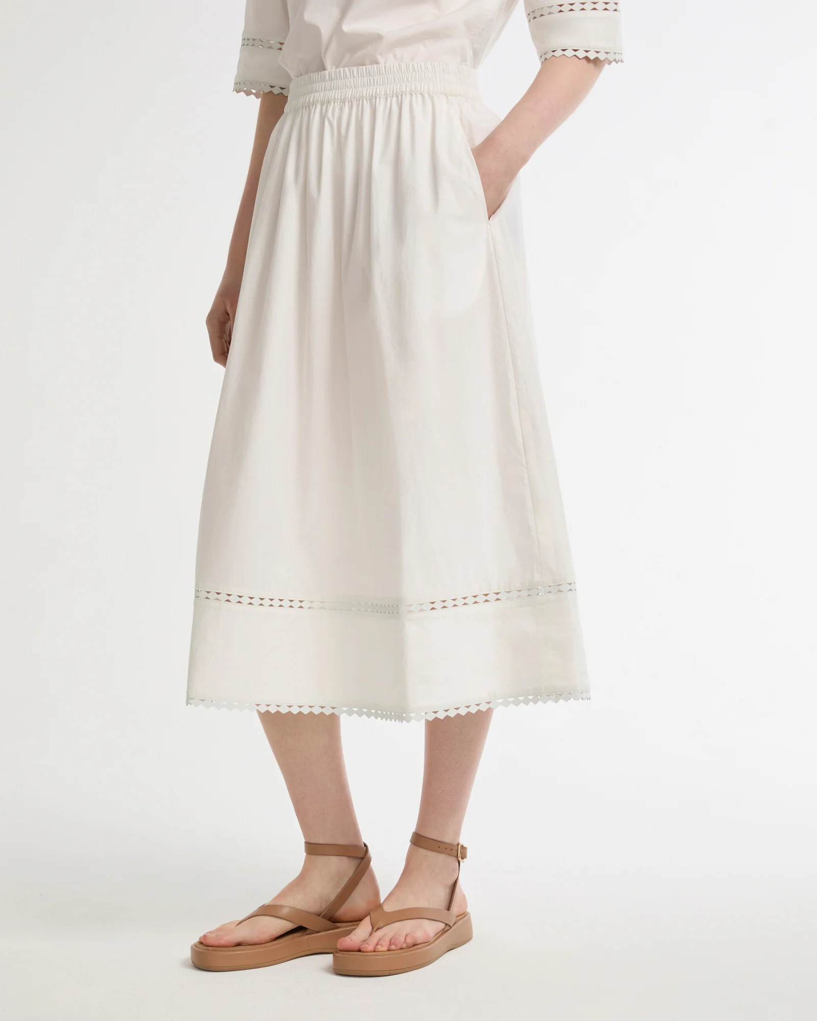 Poplin skirt with leather details - Image 2