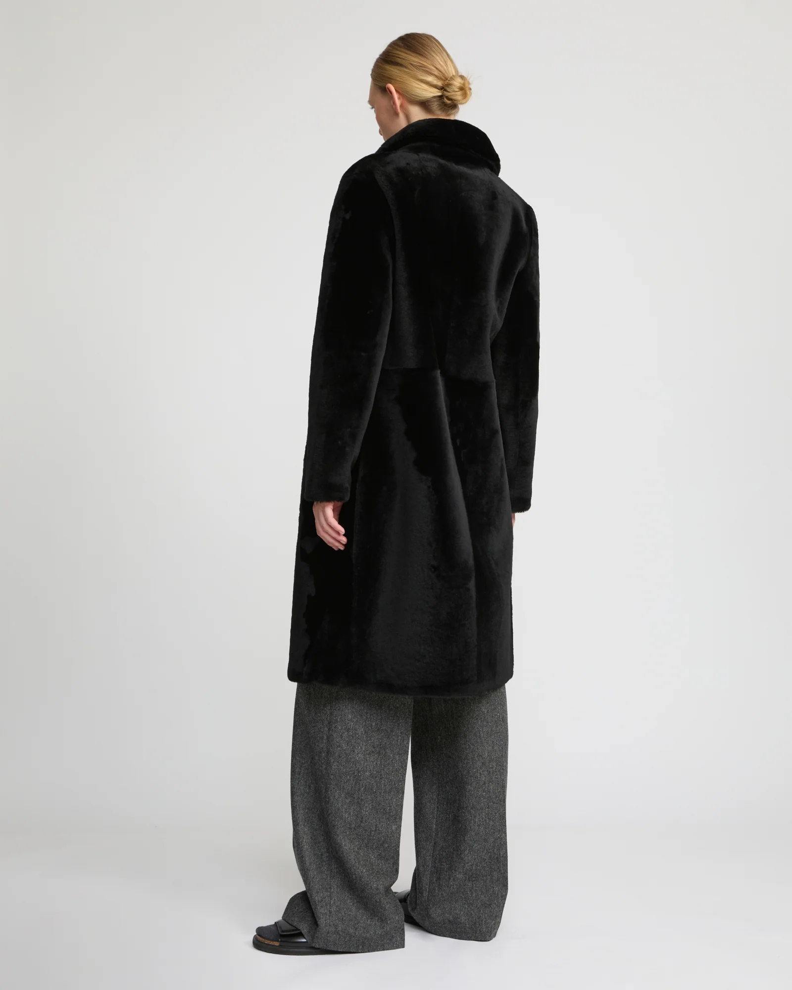 Reversible merino shearling coat - Image 5