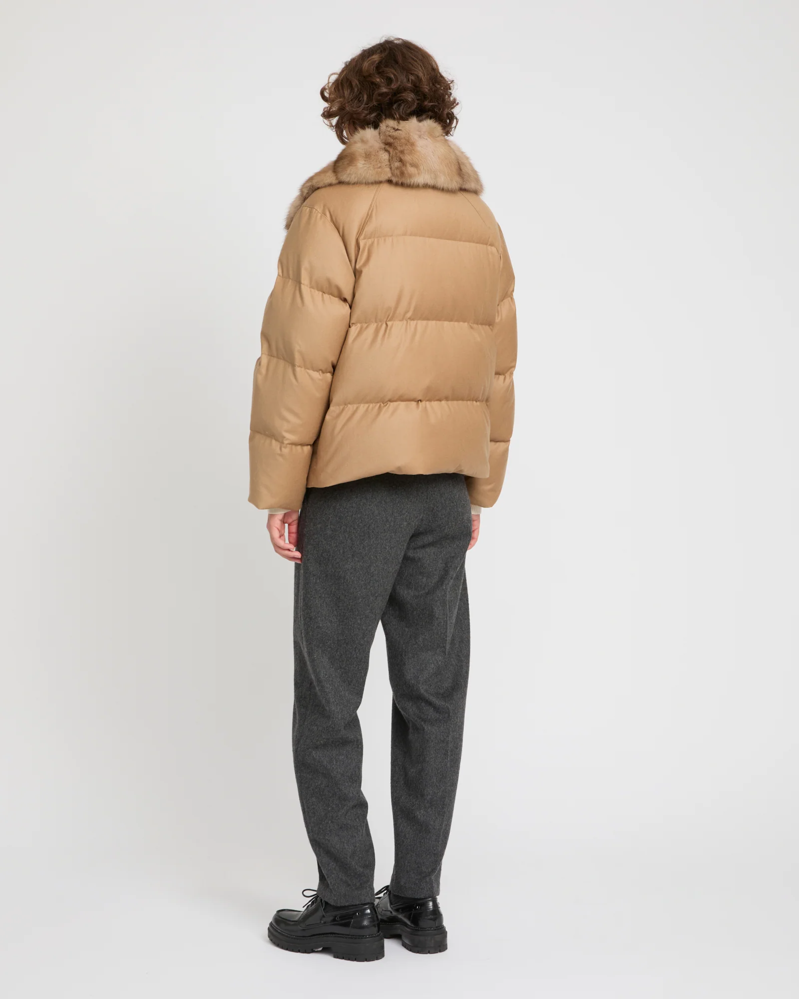 Short Loro Piana flannel down jacket with detachable large sable fur collar - Image 4