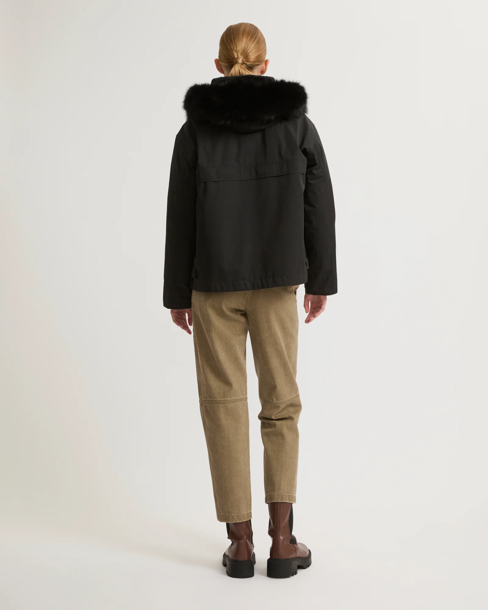 Short waterproof parka in cotton blend with fox and rabbit fur - Image 4