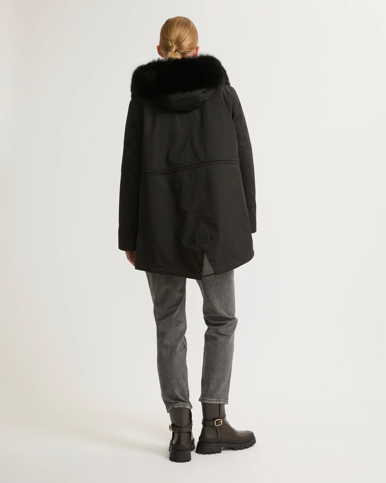 Short Iconic parka in waterproof cotton blend with fox and rabbit fur - Image 3