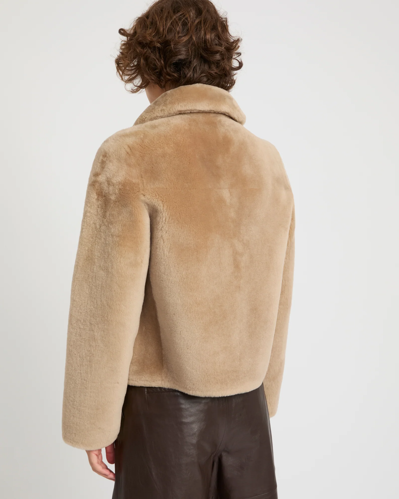 Short jacket in merino lambskin - Image 5