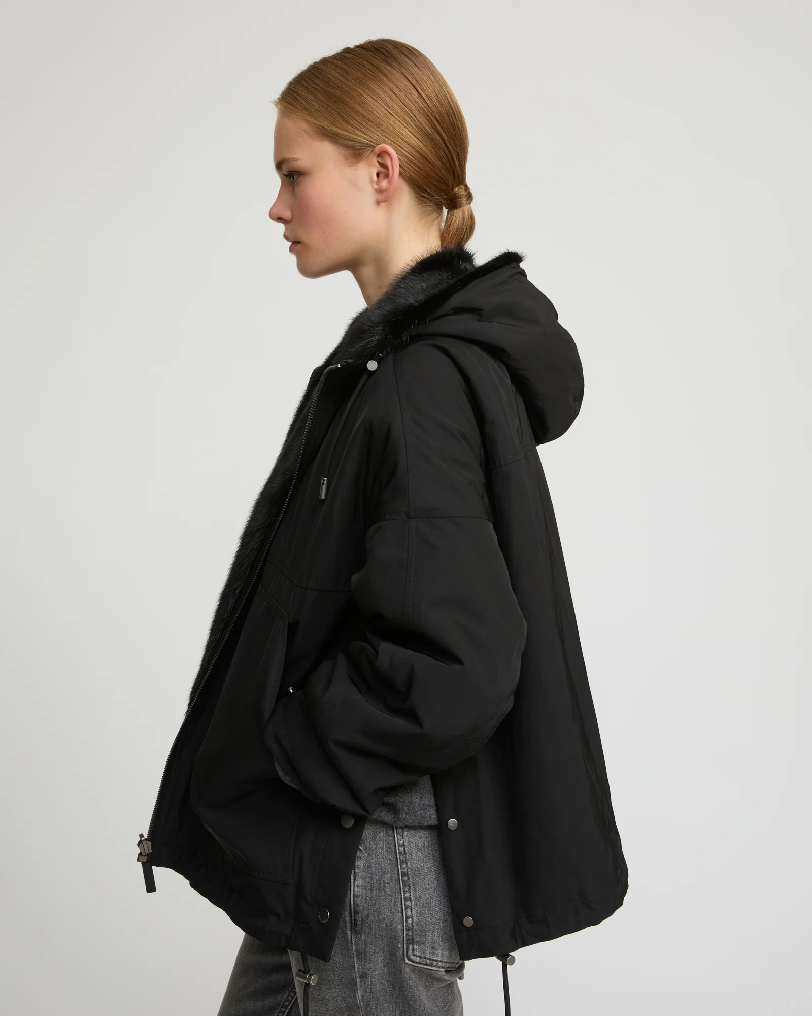 Short reversible parka in water-repellent technical fabric and long-haired mink fur - Image 2
