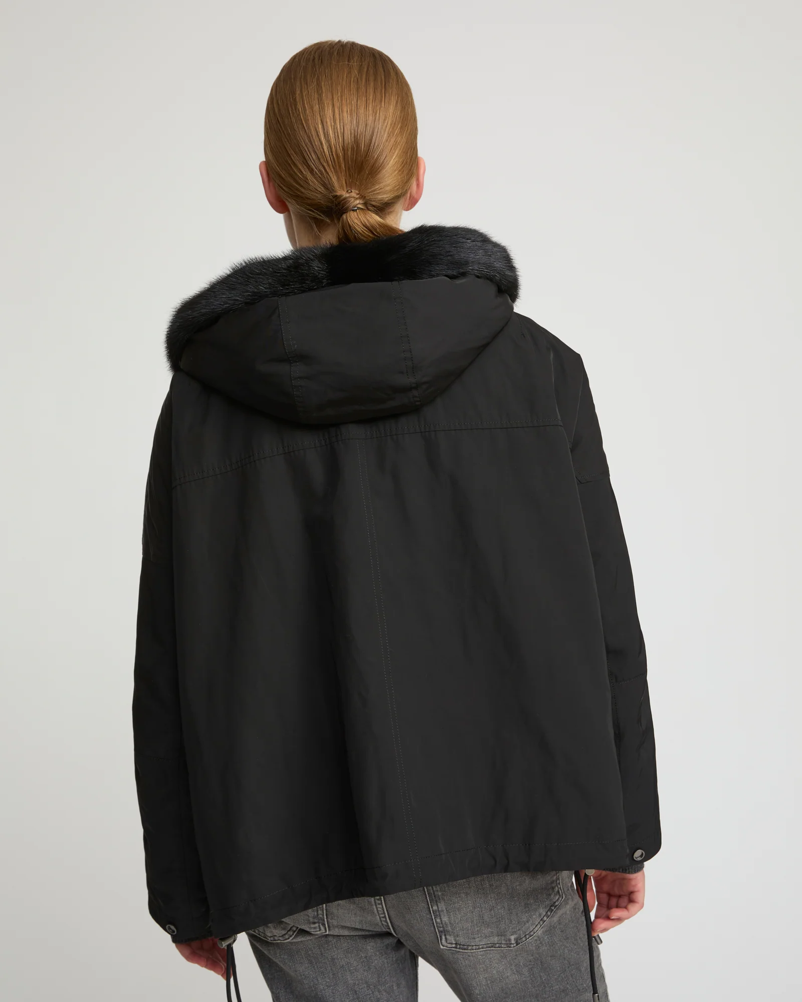 Short reversible parka in water-repellent technical fabric and long-haired mink fur - Image 5